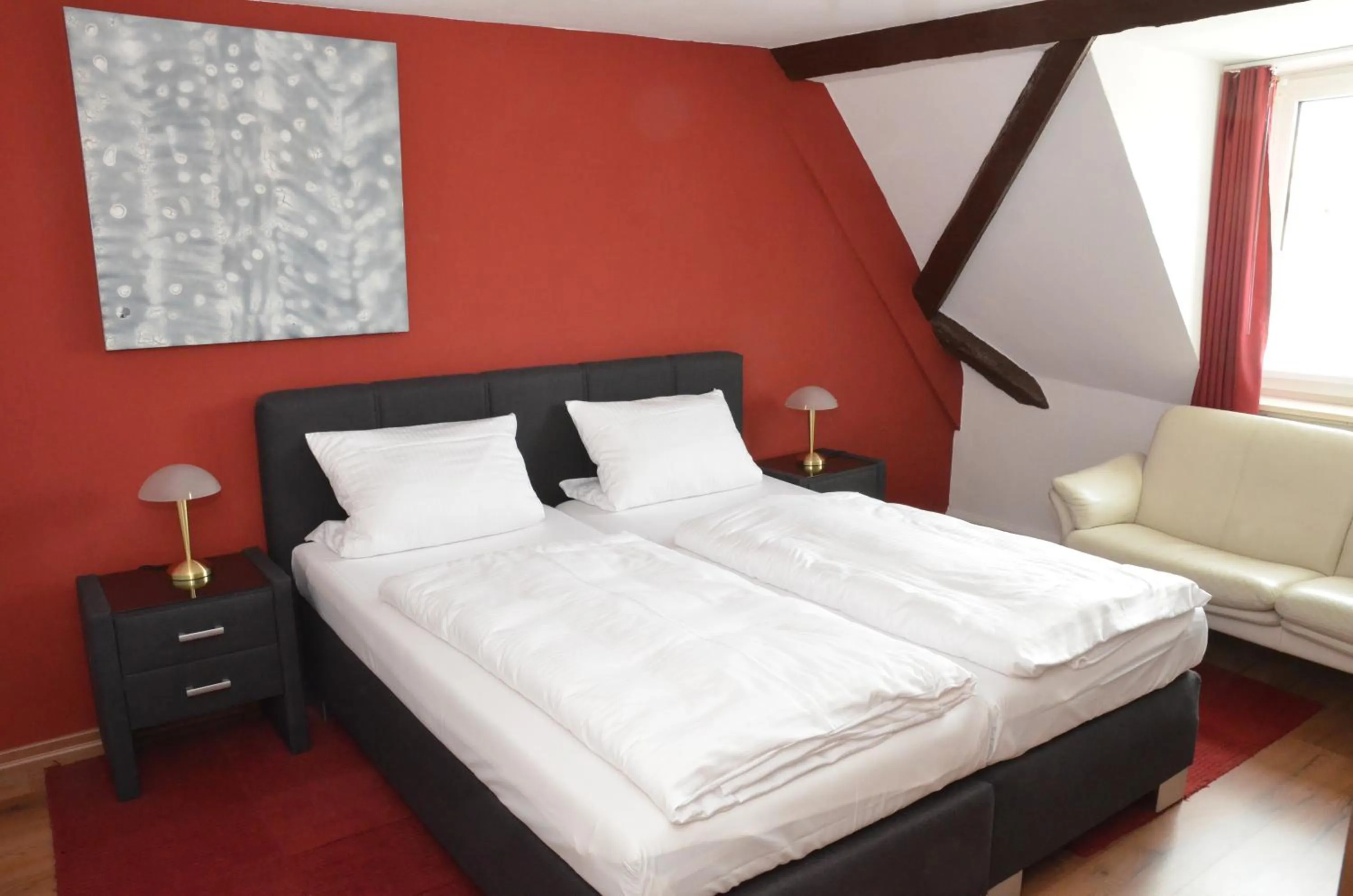 Day, Bed in Weingasthof Zum weißen Roß