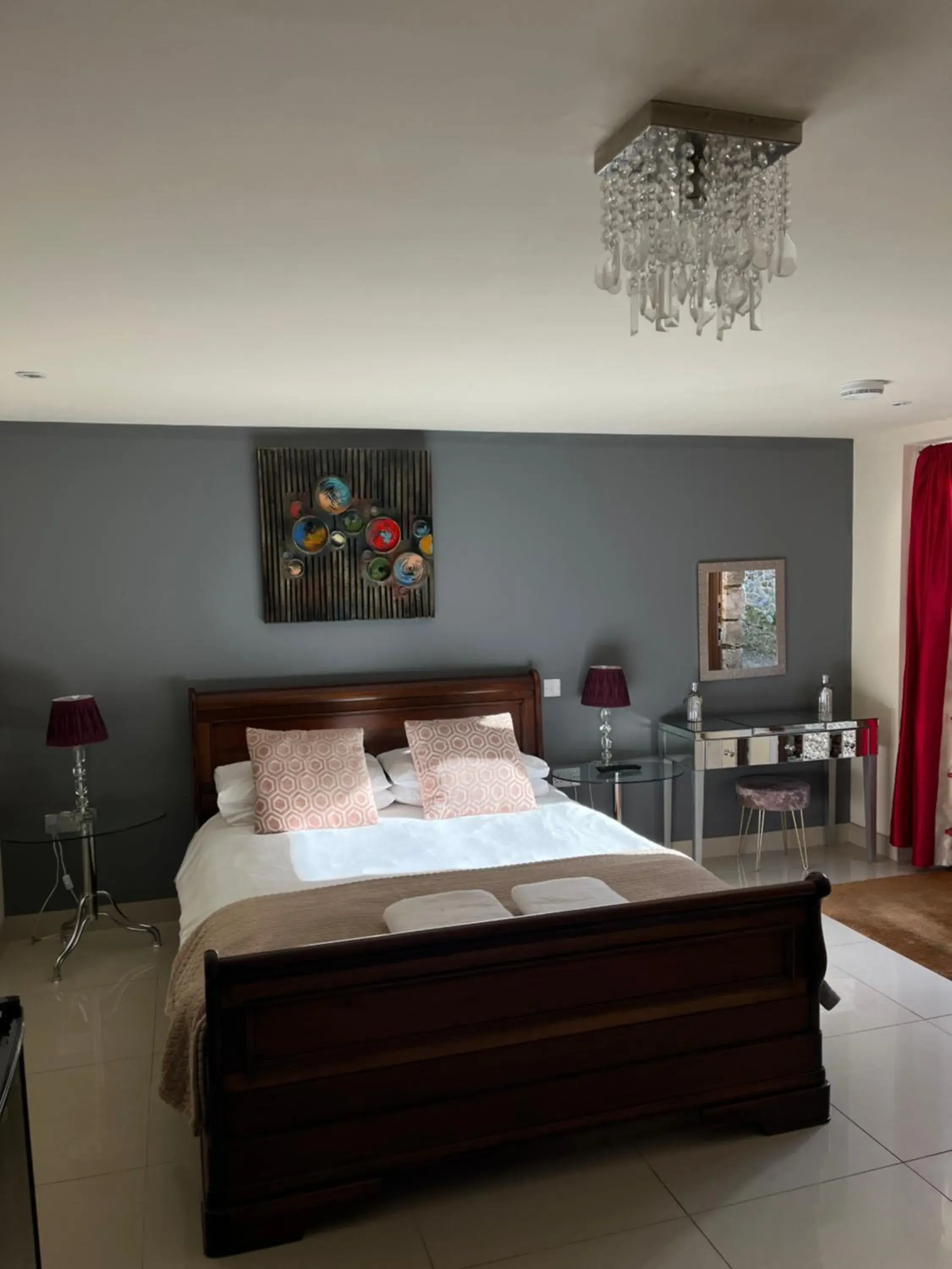 Country King in Hills Farm Stays Country King in Hills Farm Stays