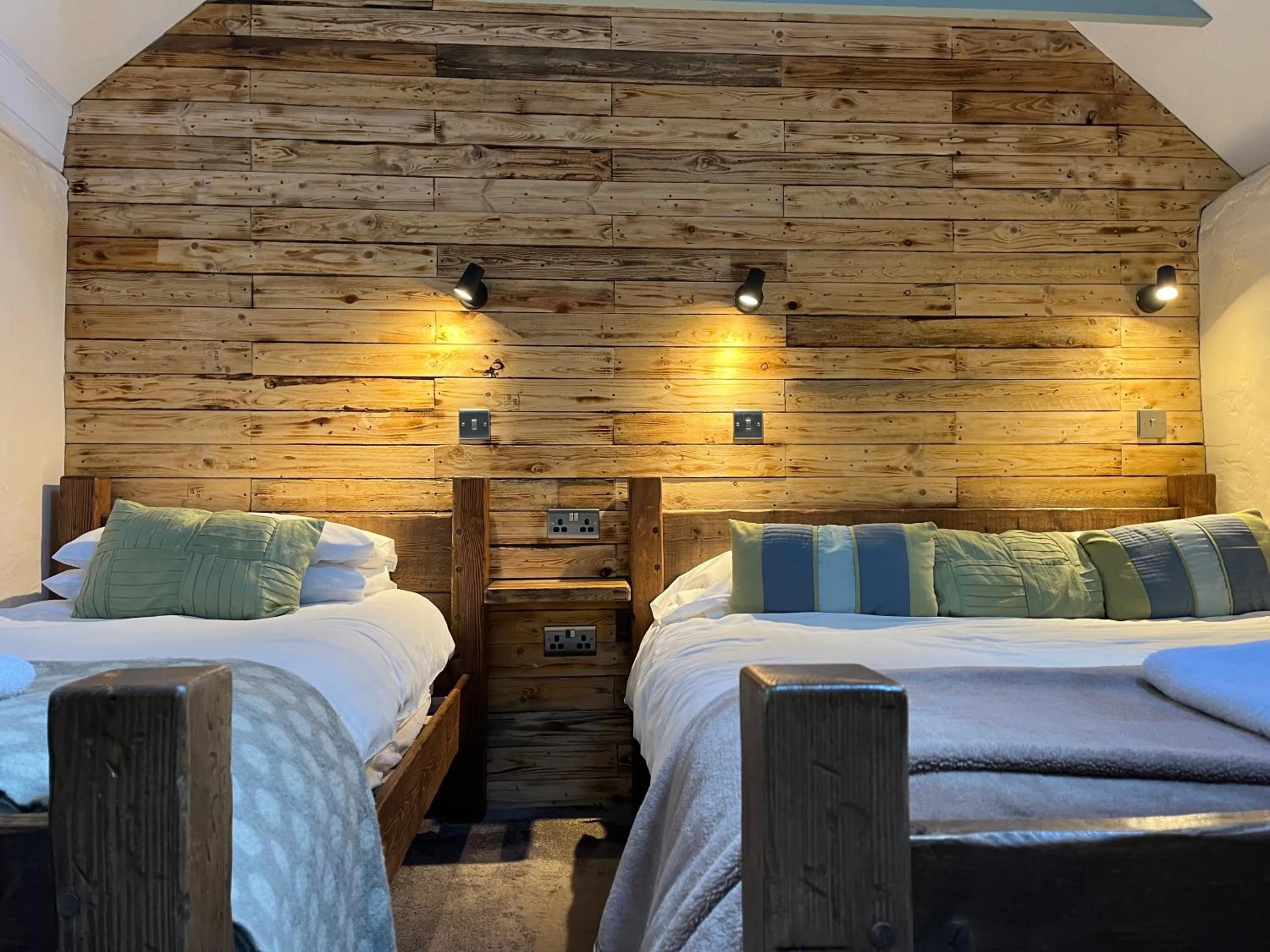 Rustic Family in Hills Farm Stays