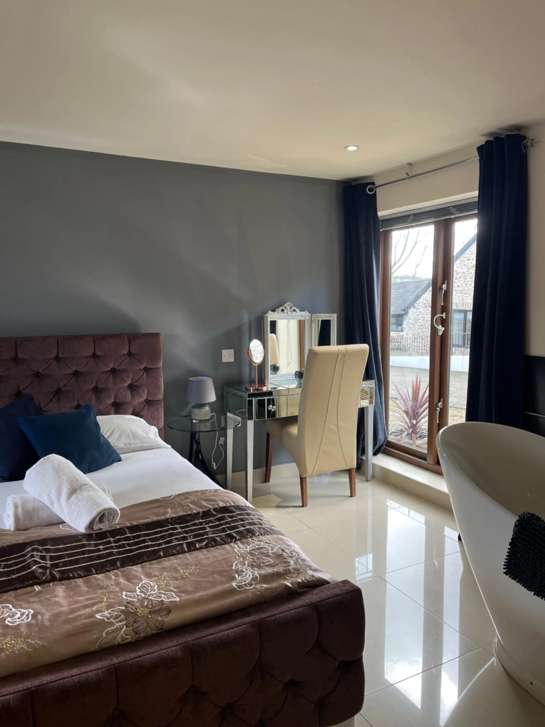 Bed in Hills Farm Stays
