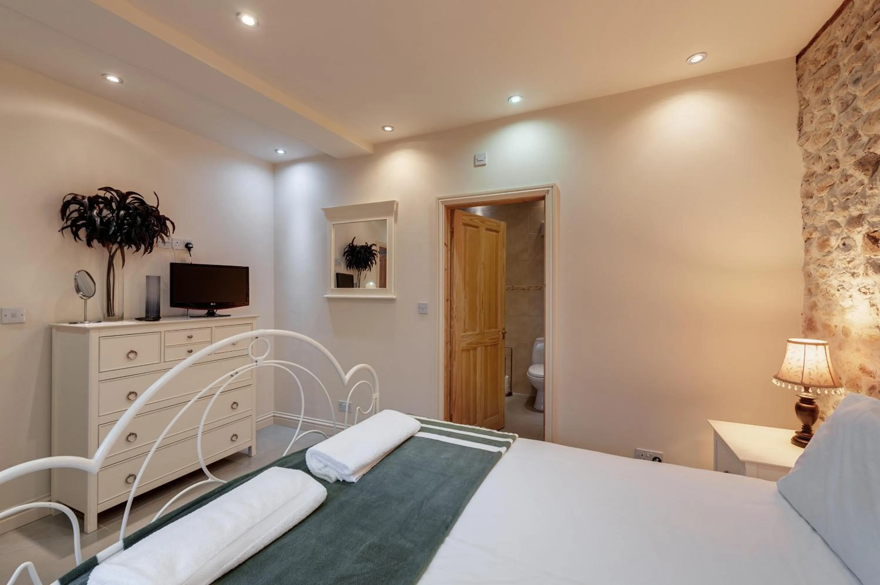 Bedroom, Bed in Hills Farm Stays