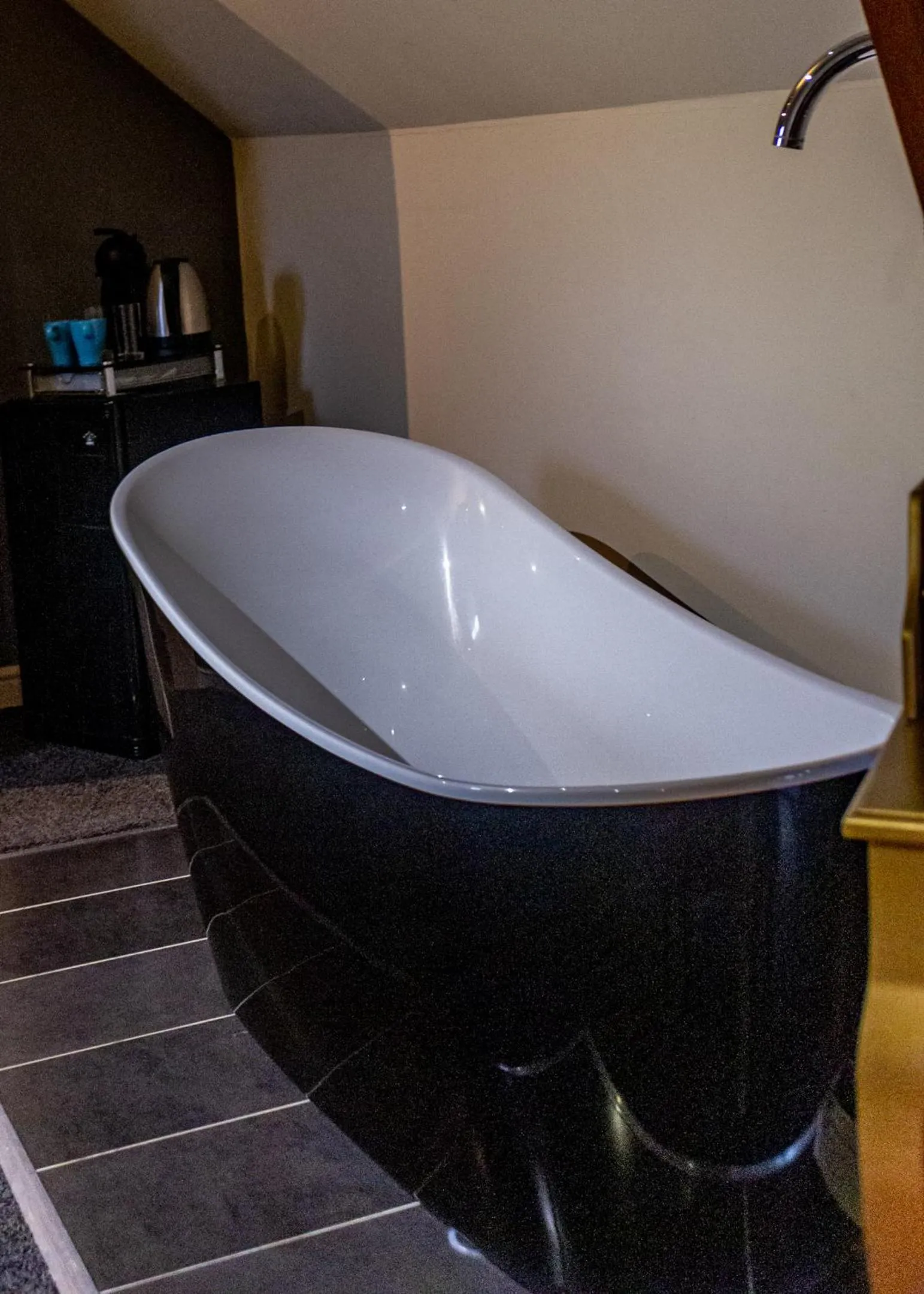 Bath in Hills Farm Stays