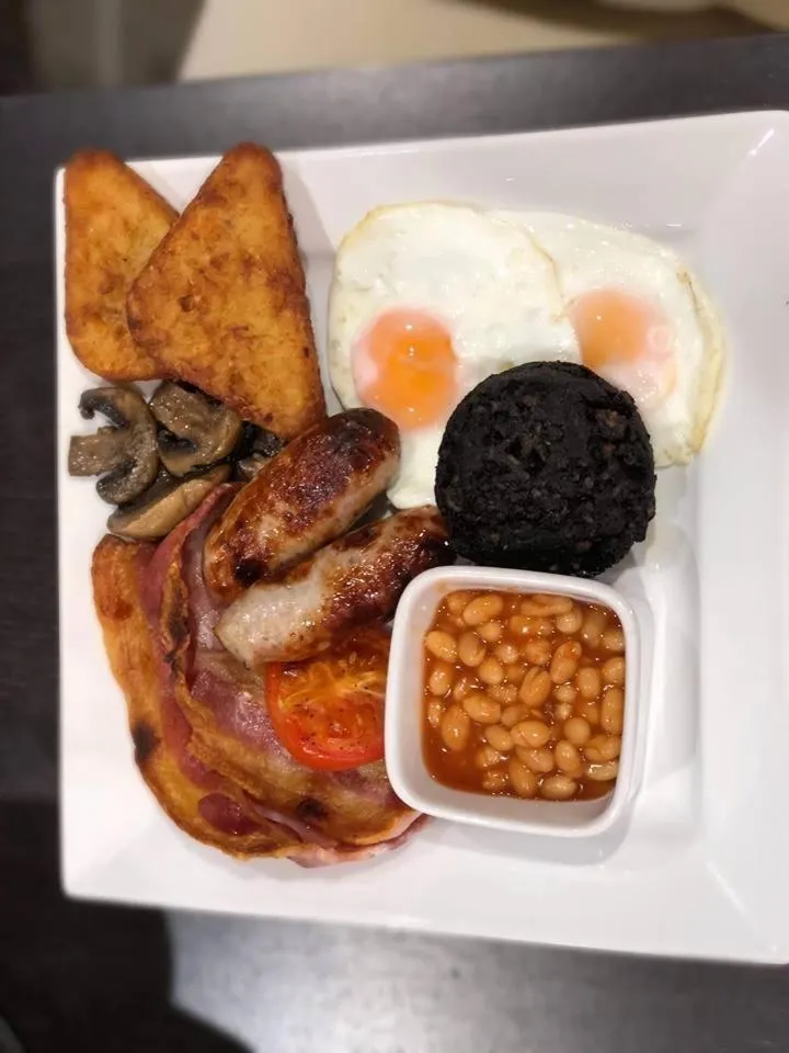 English/Irish breakfast in Hills Farm Stays