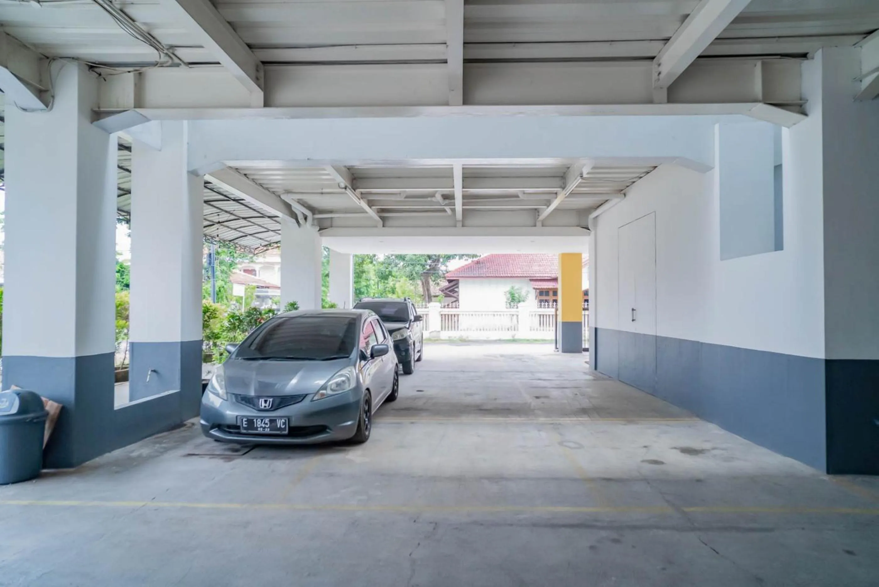 Sans Hotel Widarasari Cirebon