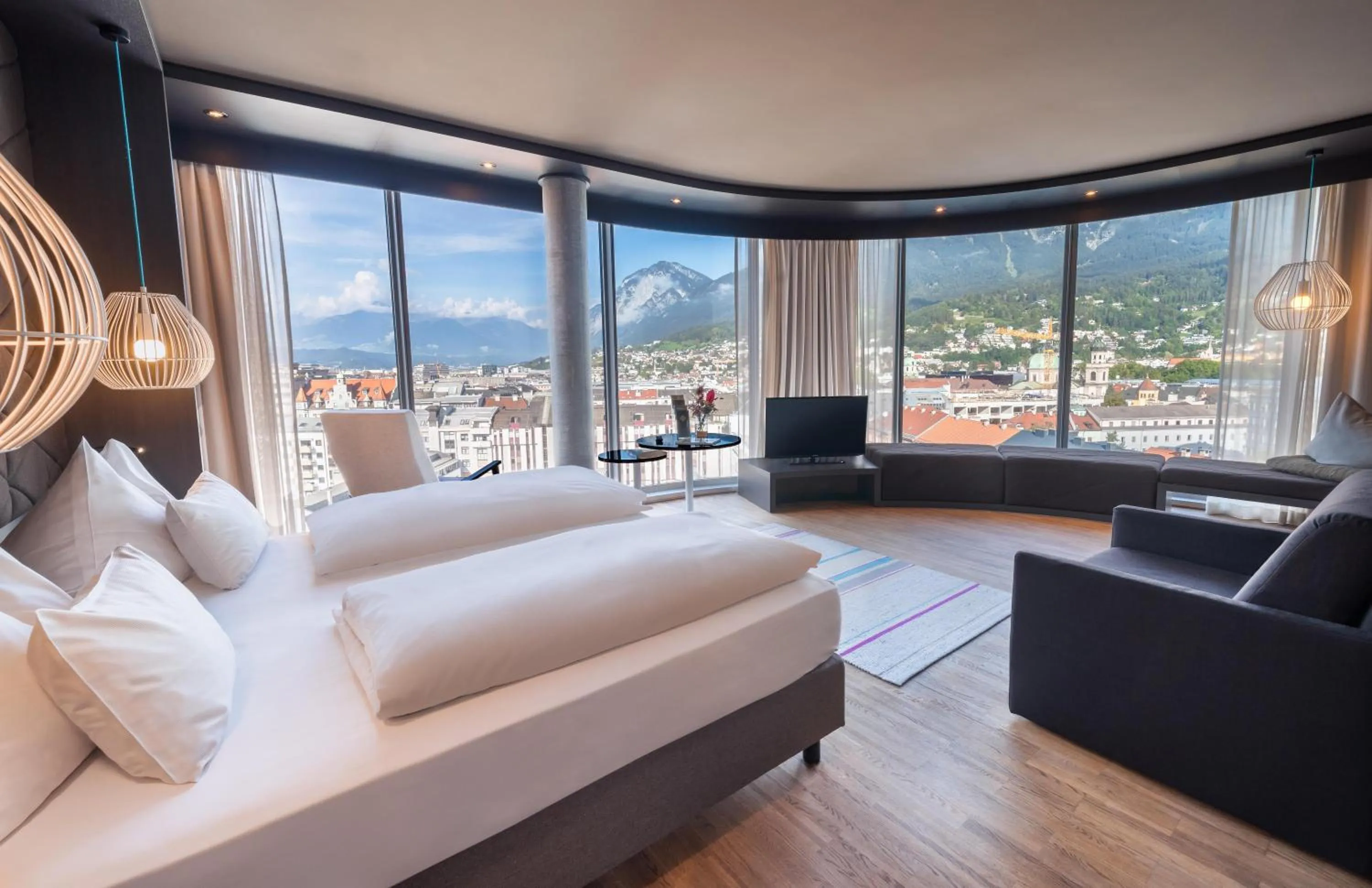 Photo of the whole room, Bed in ADLERS Hotel Innsbruck