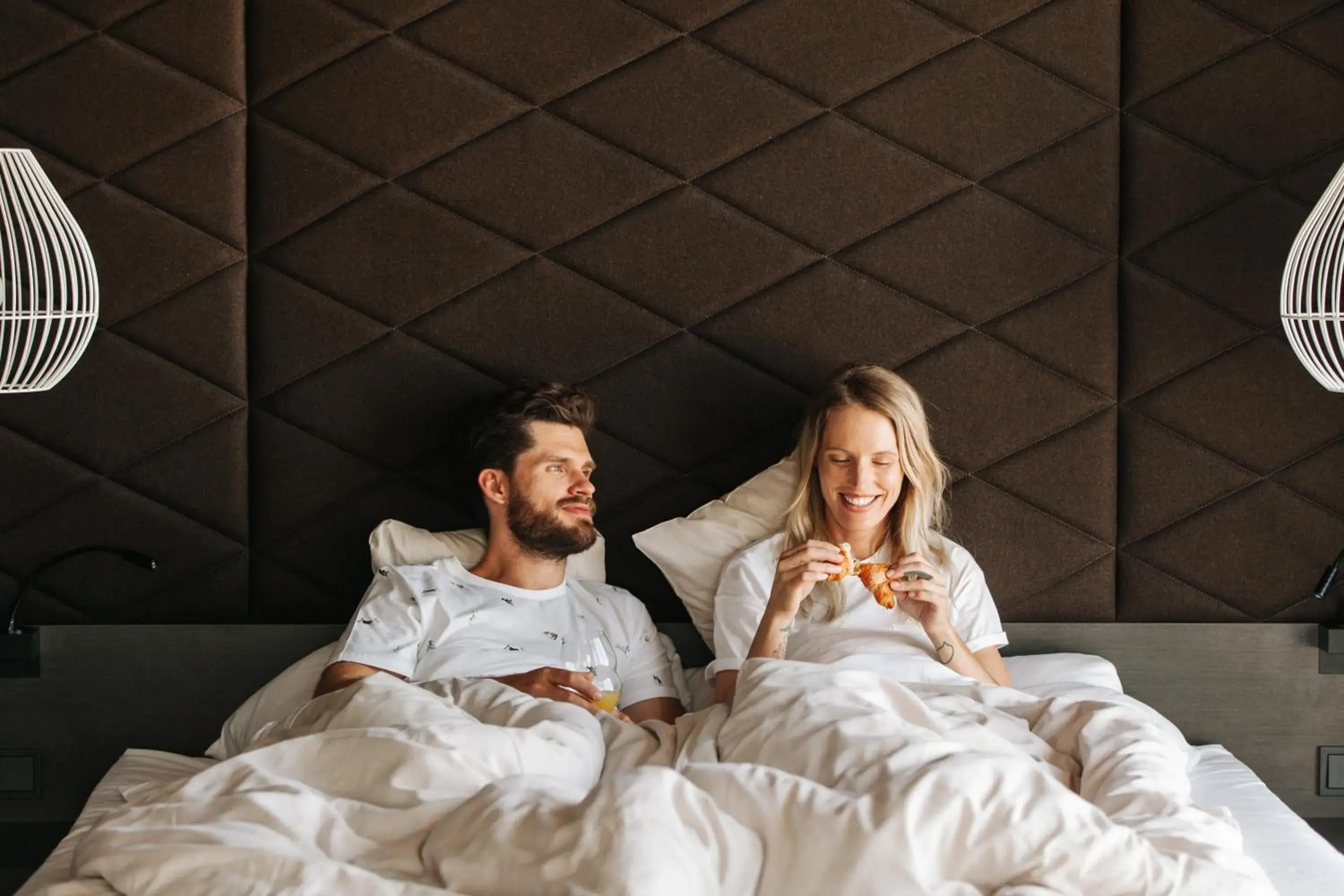 People, Bed in ADLERS Hotel Innsbruck People, Bed in ADLERS Hotel Innsbruck