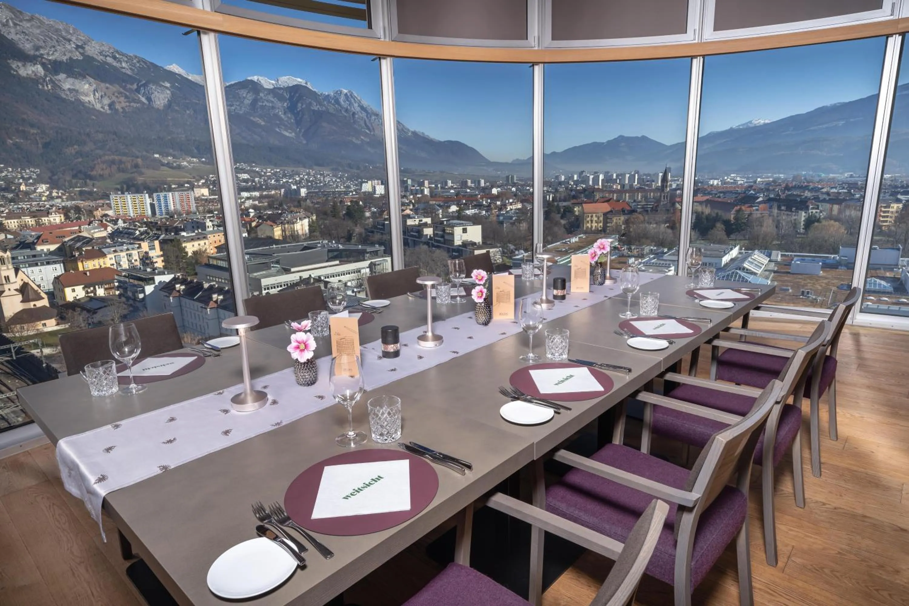 Restaurant/places to eat in ADLERS Hotel Innsbruck