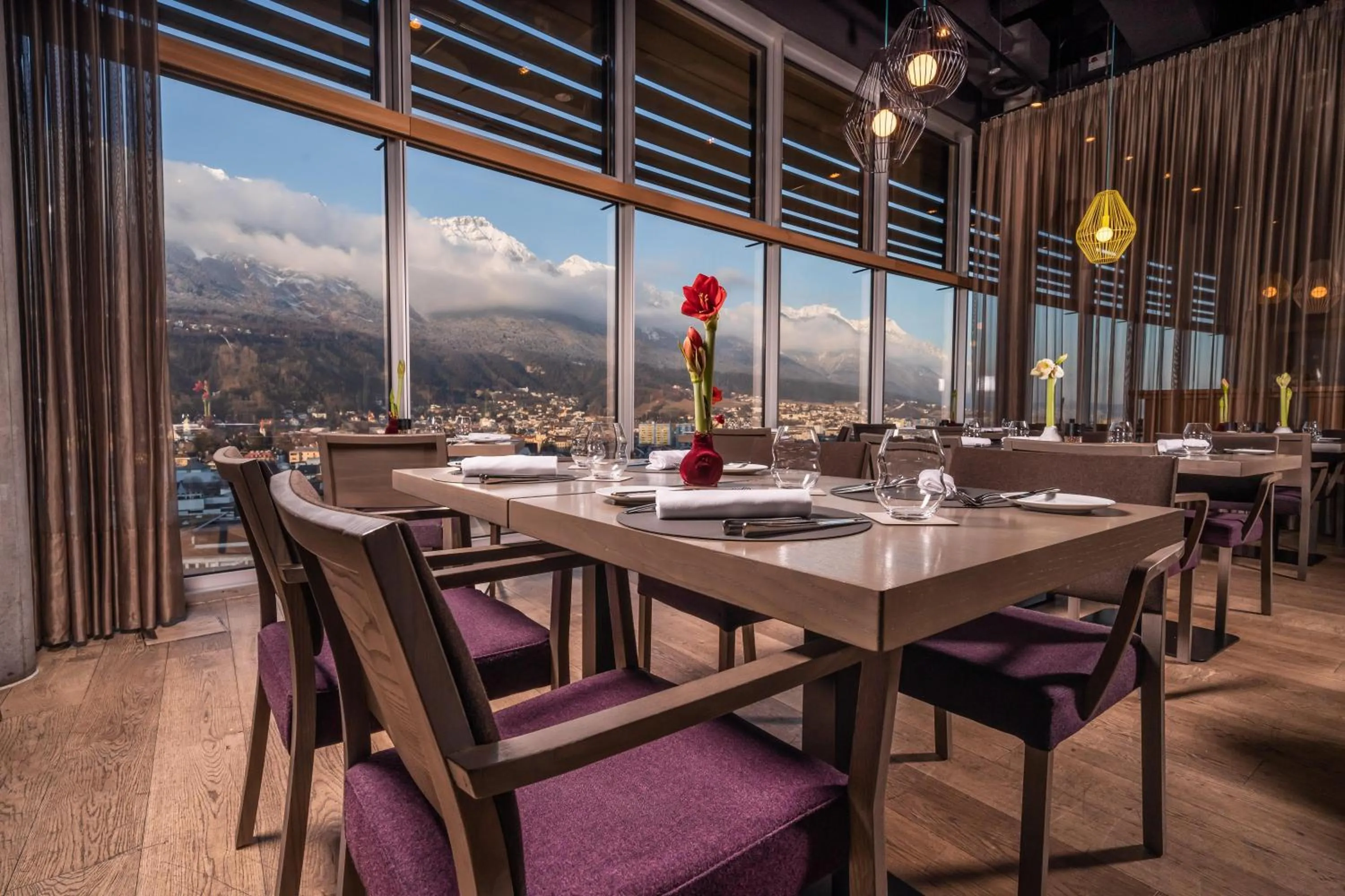 Restaurant/places to eat in ADLERS Hotel Innsbruck