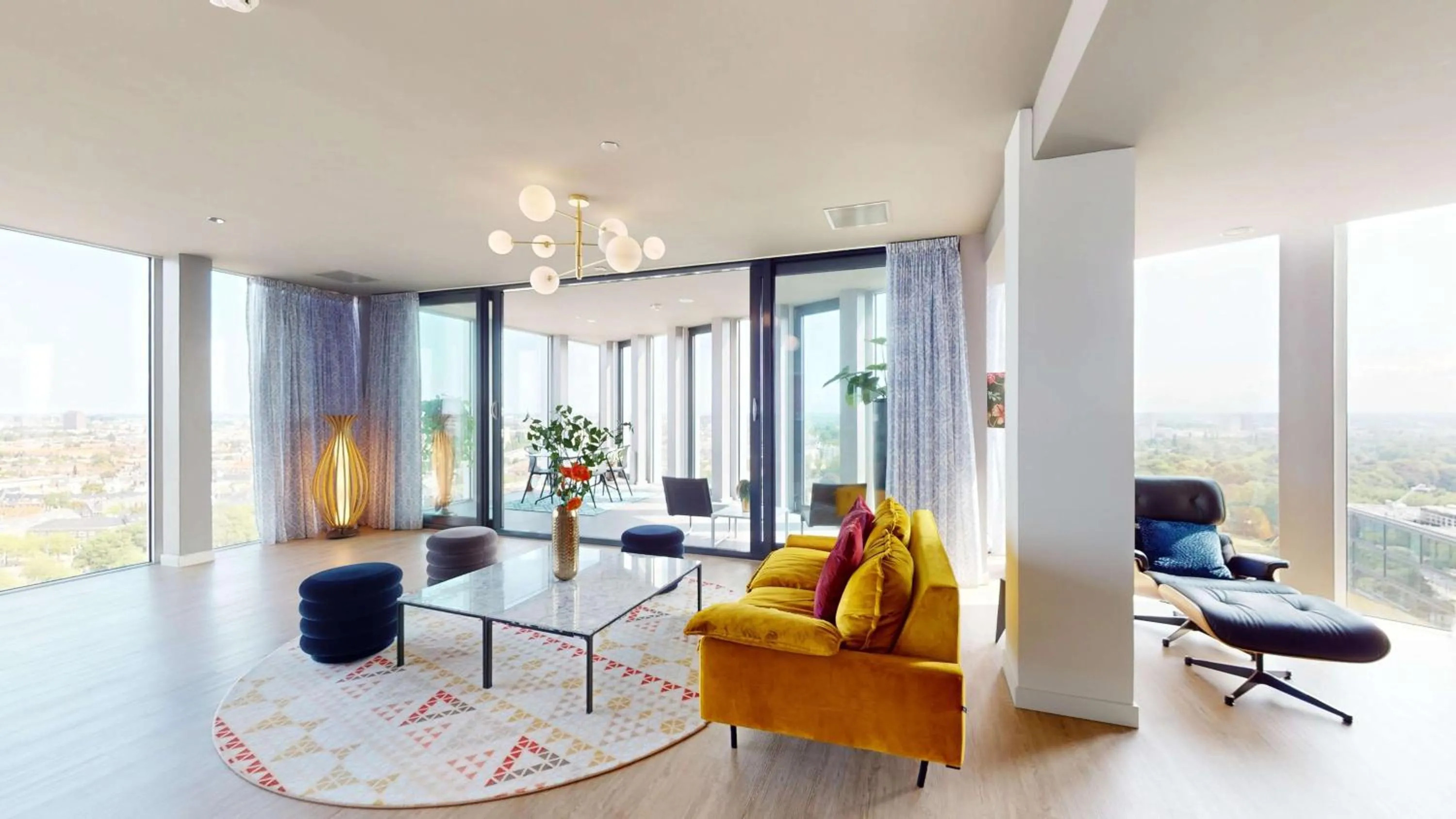 Photo of the whole room in nhow Amsterdam Rai