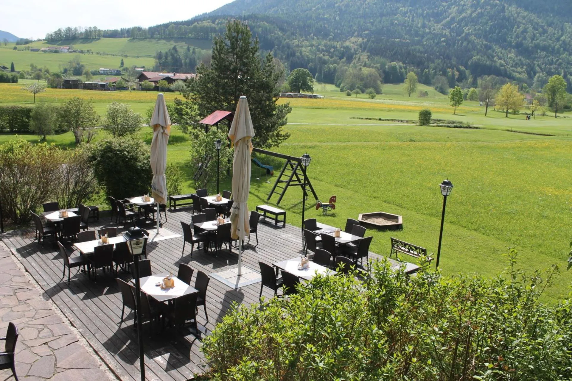 Restaurant/places to eat in DEVA Hotel-Restaurant Fischerwirt inklusive Chiemgau Card