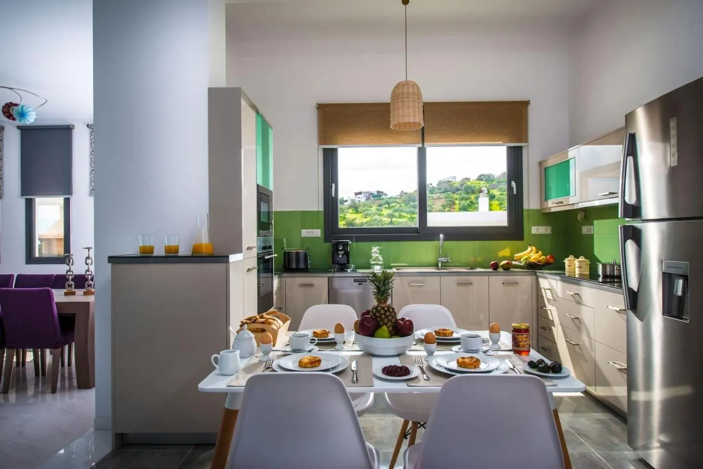 Kitchen or kitchenette in Villa Bellelen