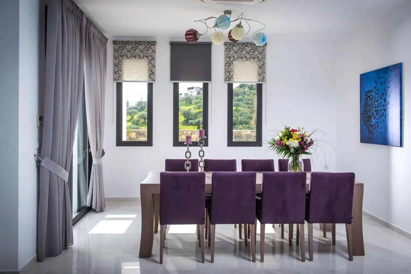 Dining area in Villa Bellelen