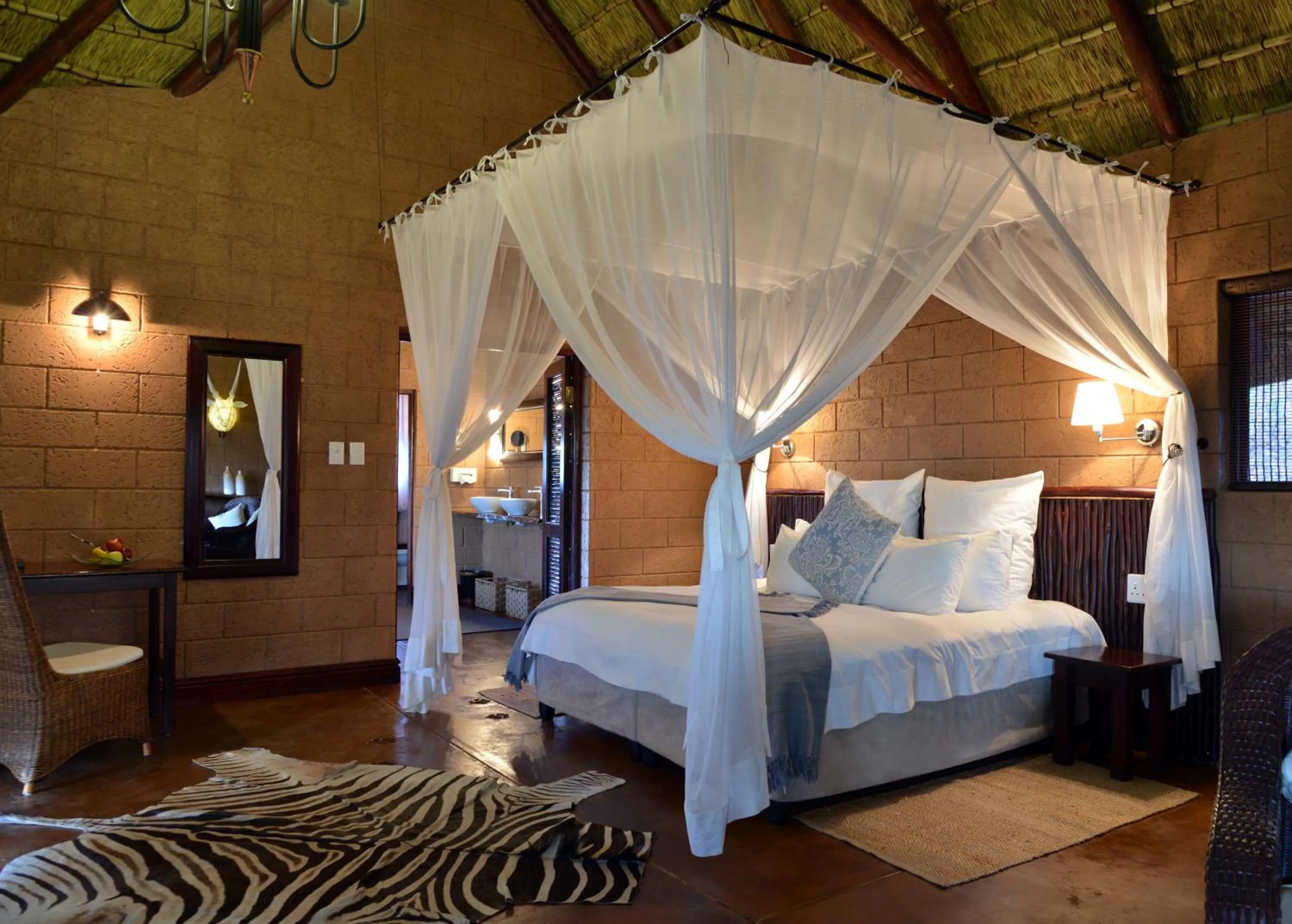 Bedroom, Bed in Zwahili Private Game Lodge & Spa