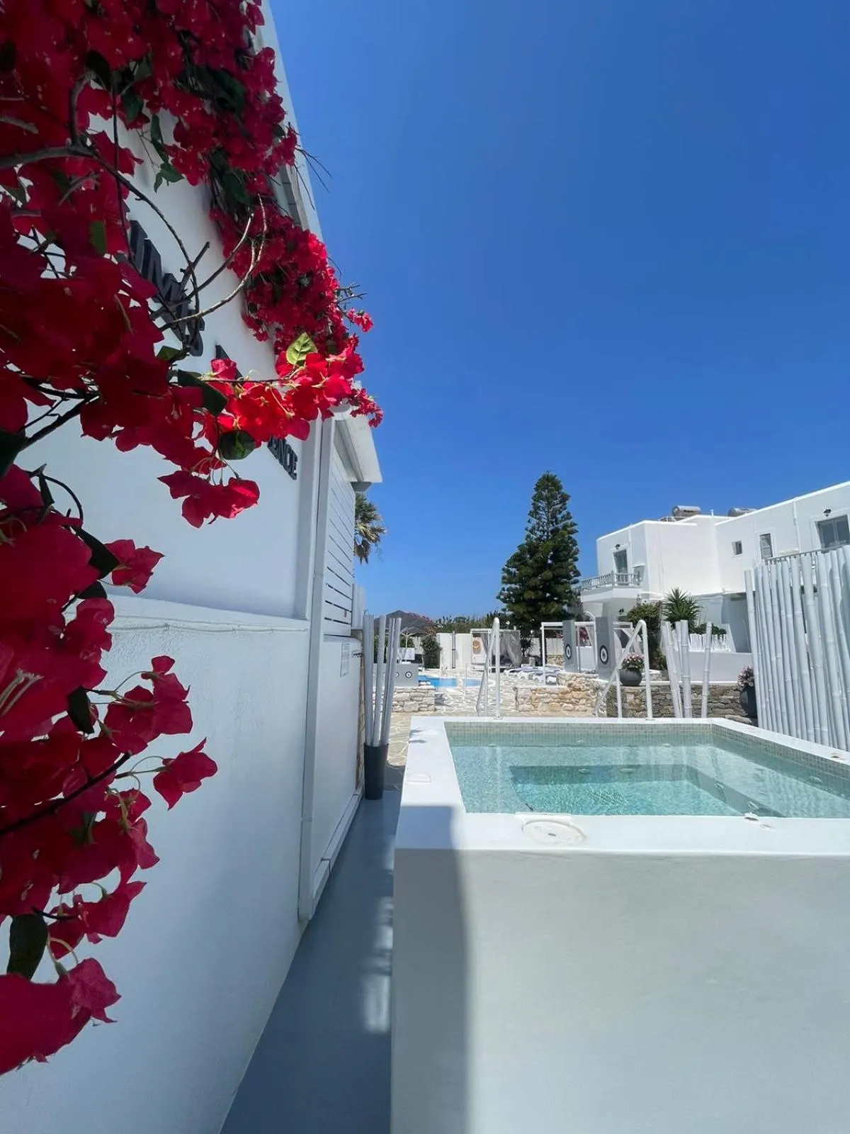 Hot Tub in Zoumis Residence