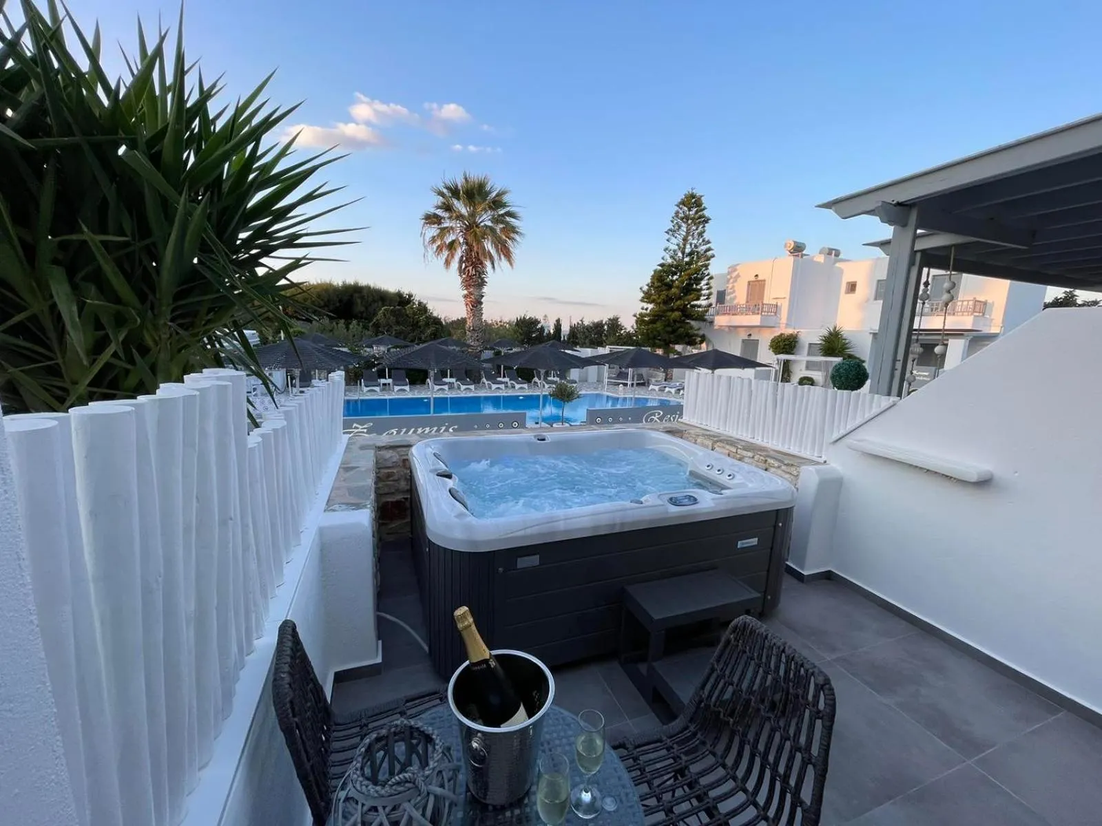 Hot Tub in Zoumis Residence