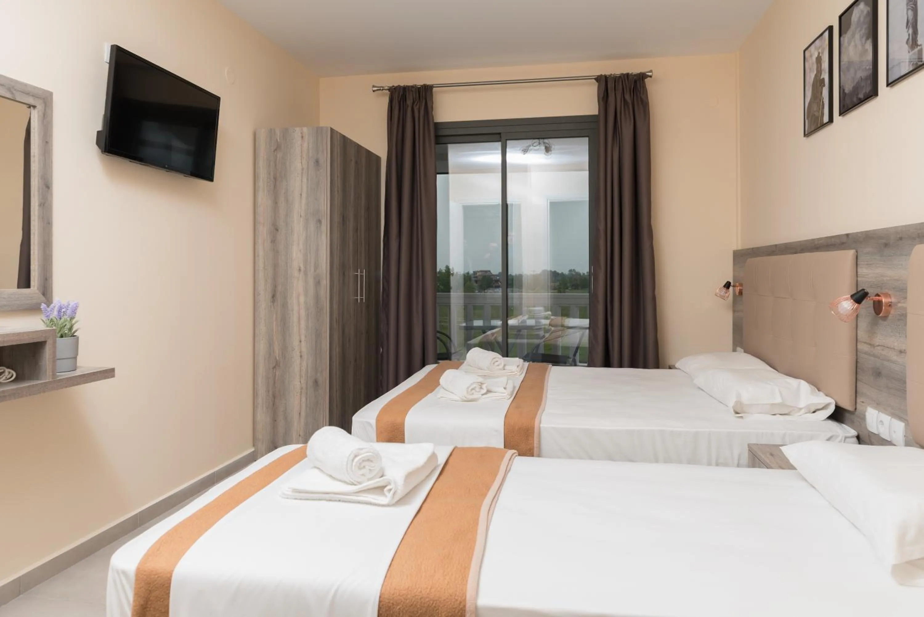 Bed in INO Luxury Rooms