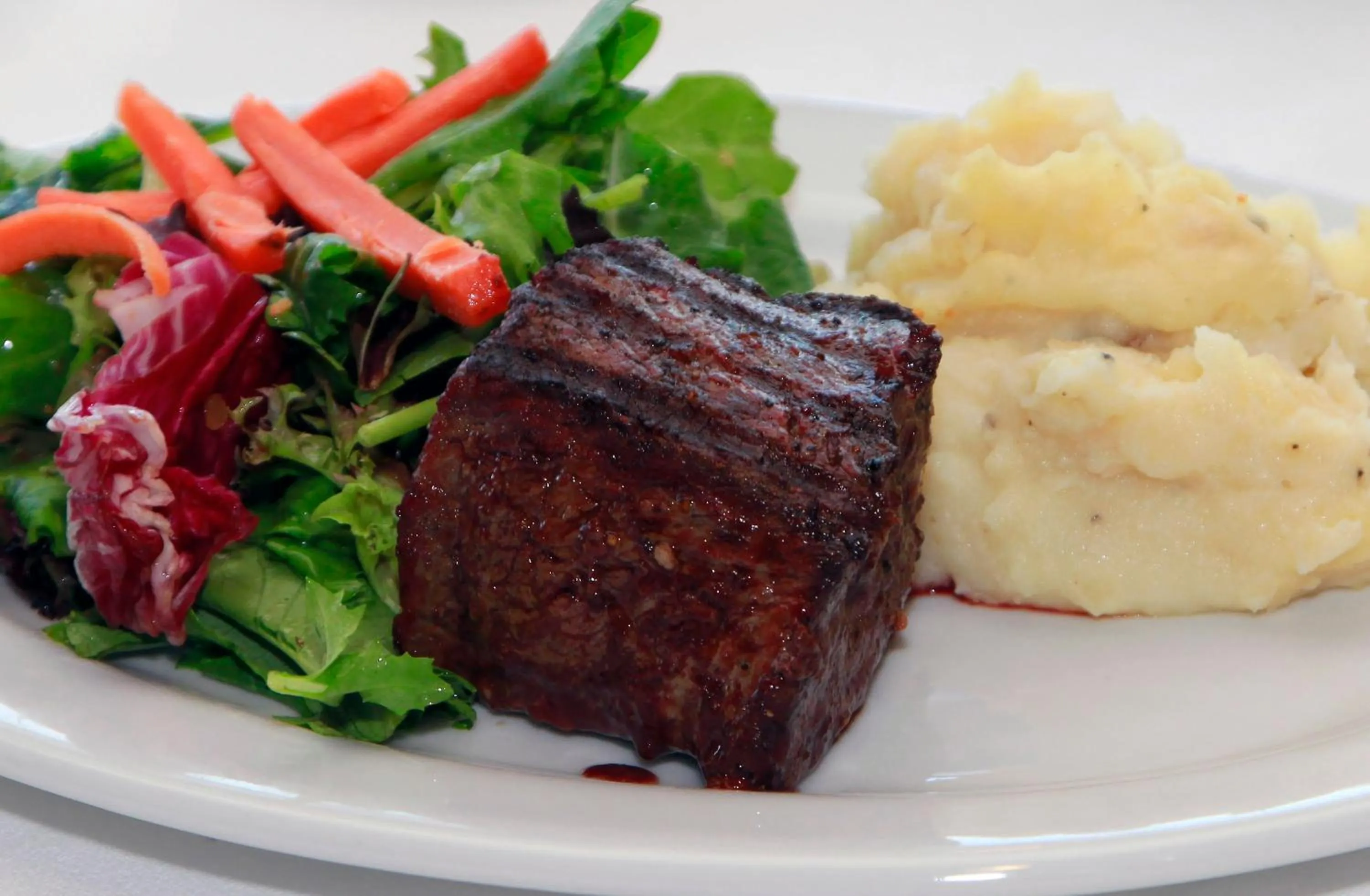 Food close-up in Executive Inn & Suites Oakland