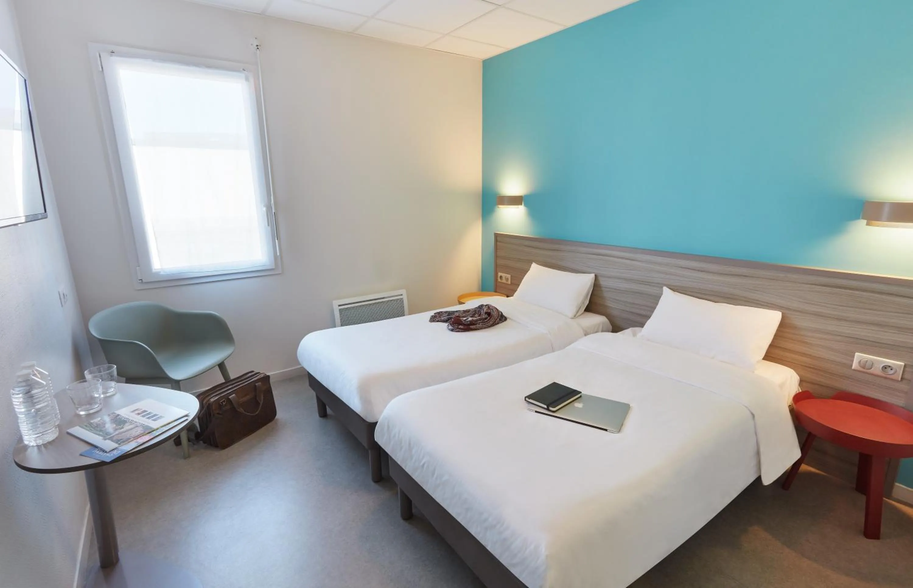 Bed in Ashley Hotel Le Mans Sud