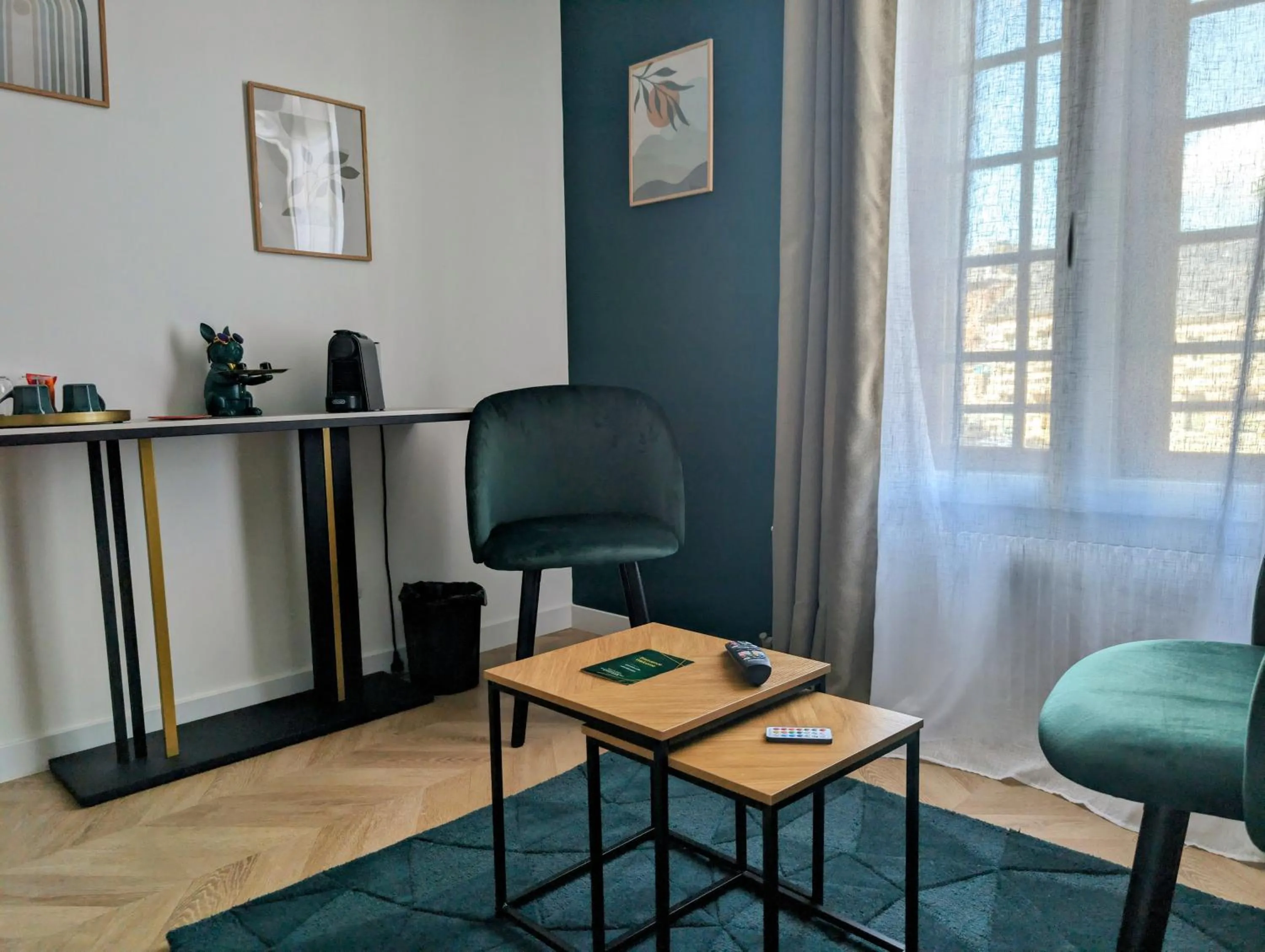 Bedroom in Le Relais du Beffroi & SPA
