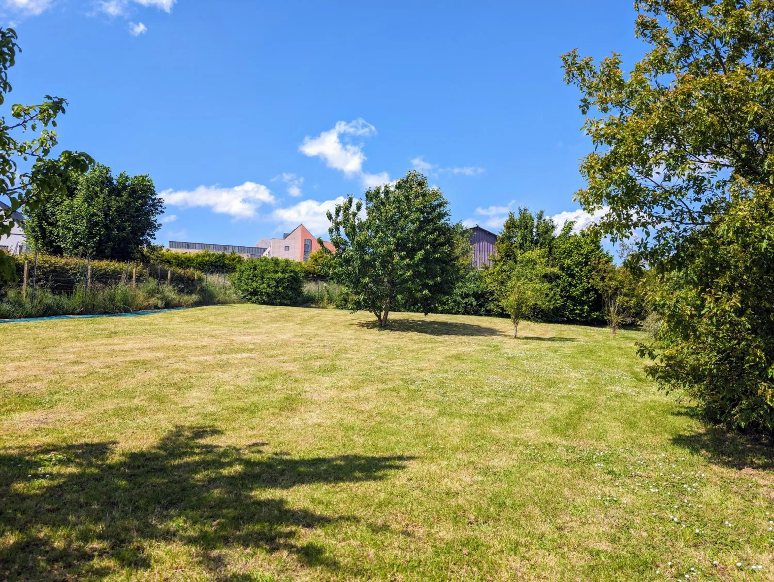 Garden in Le Relais du Beffroi & SPA