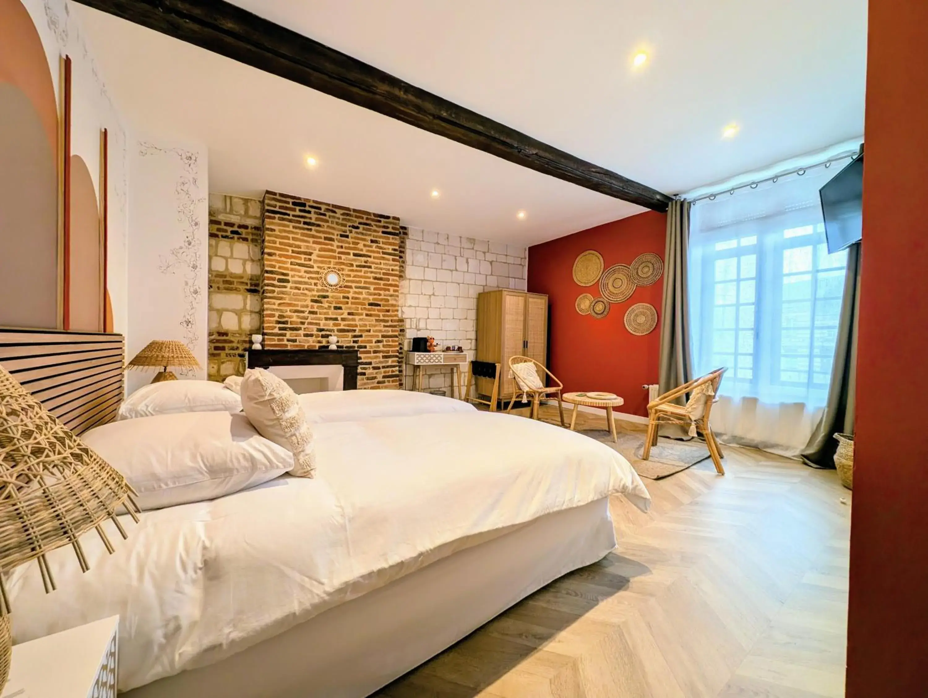 Superior Twin Room in Le Relais du Beffroi & SPA Superior Twin Room in Le Relais du Beffroi & SPA