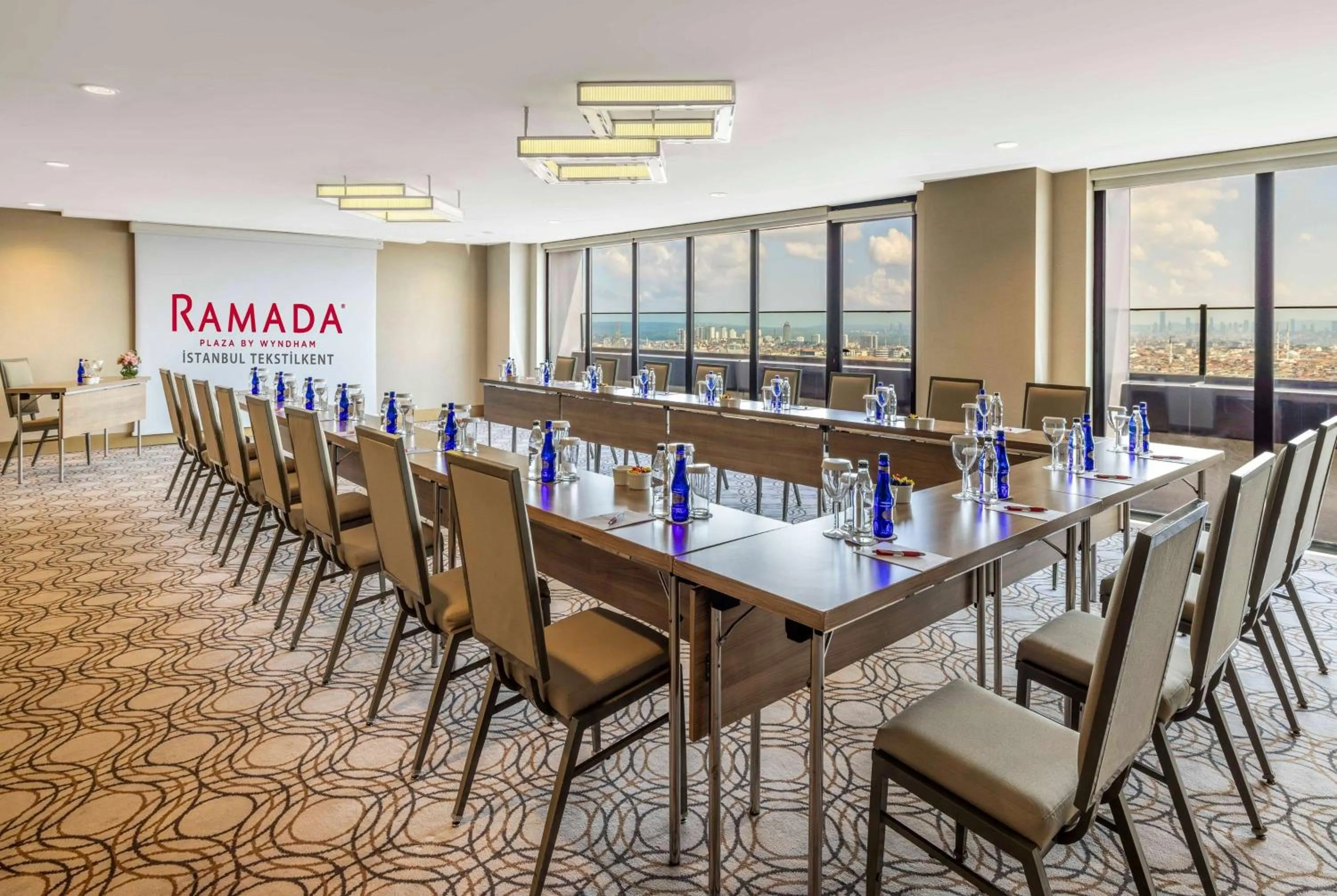 Meeting/conference room in Ramada Plaza By Wyndham Istanbul Tekstilkent