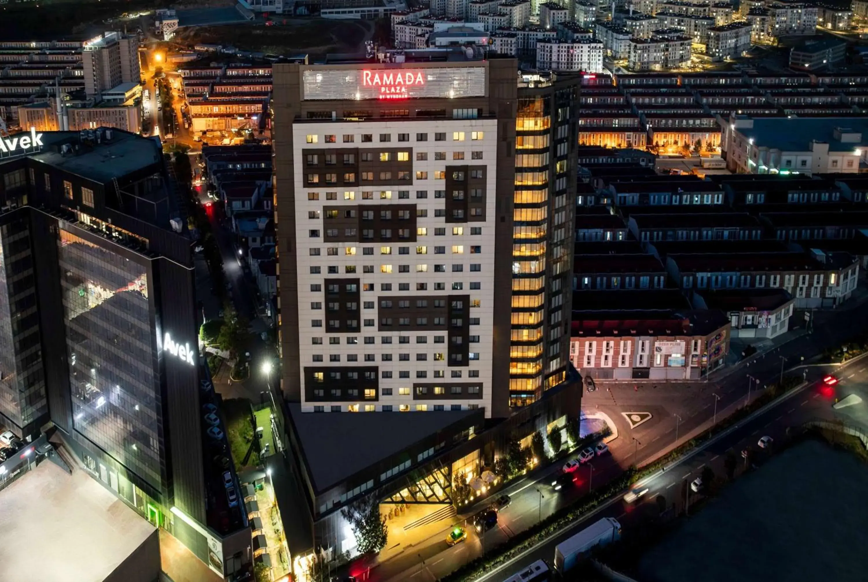 Property building in Ramada Plaza By Wyndham Istanbul Tekstilkent Property building in Ramada Plaza By Wyndham Istanbul Tekstilkent