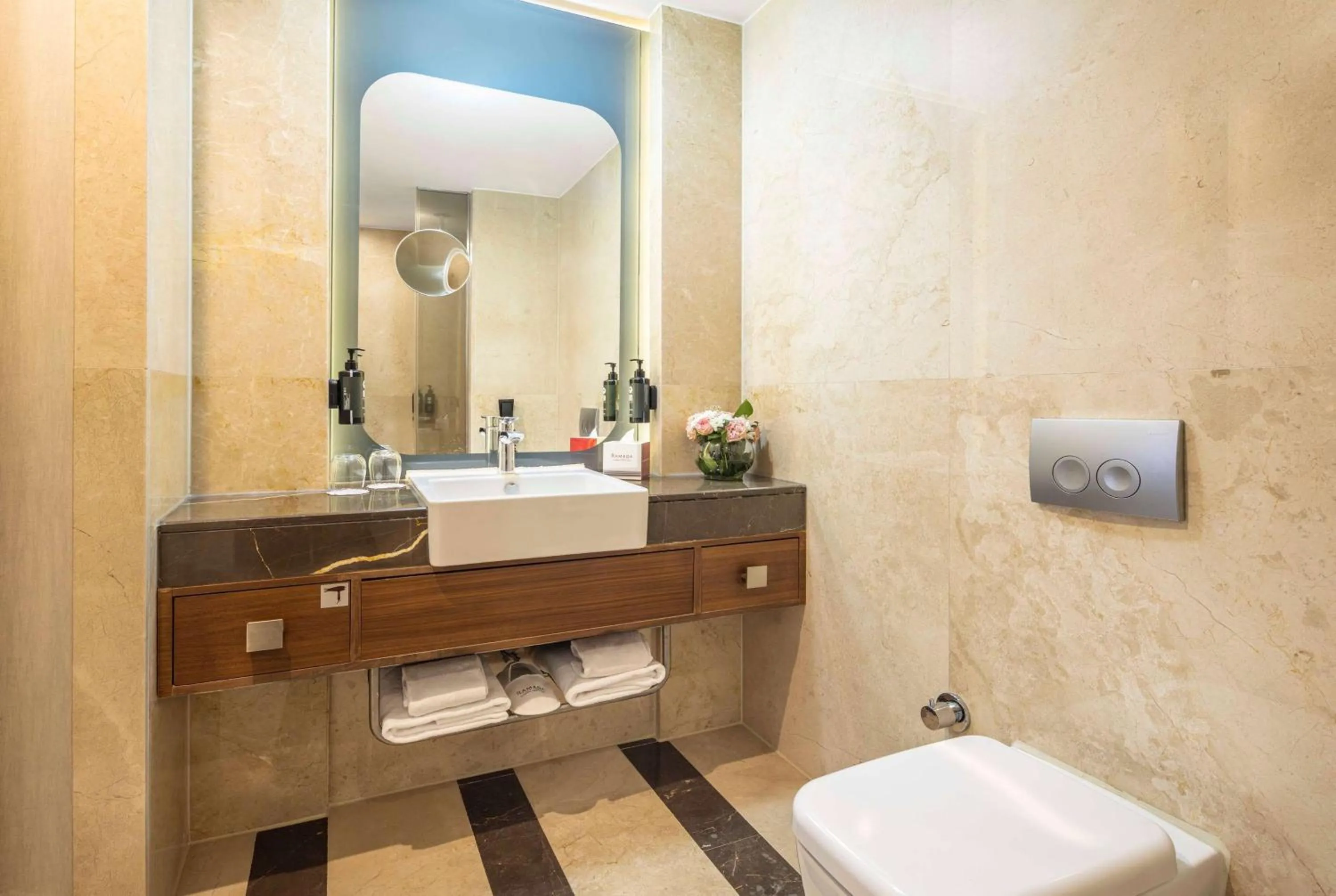 Bathroom in Ramada Plaza By Wyndham Istanbul Tekstilkent