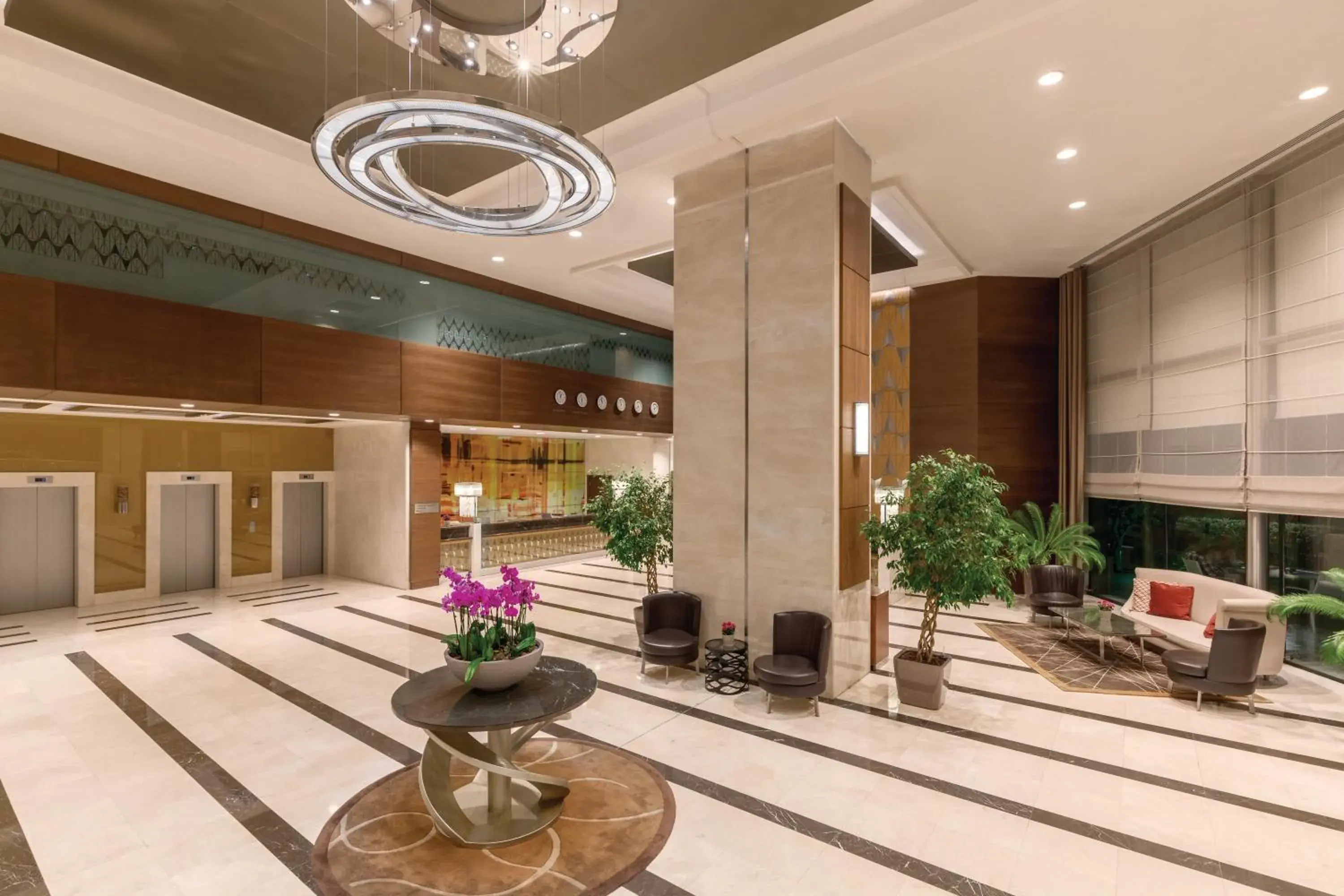 Lobby or reception in Ramada Plaza By Wyndham Istanbul Tekstilkent Lobby or reception in Ramada Plaza By Wyndham Istanbul Tekstilkent
