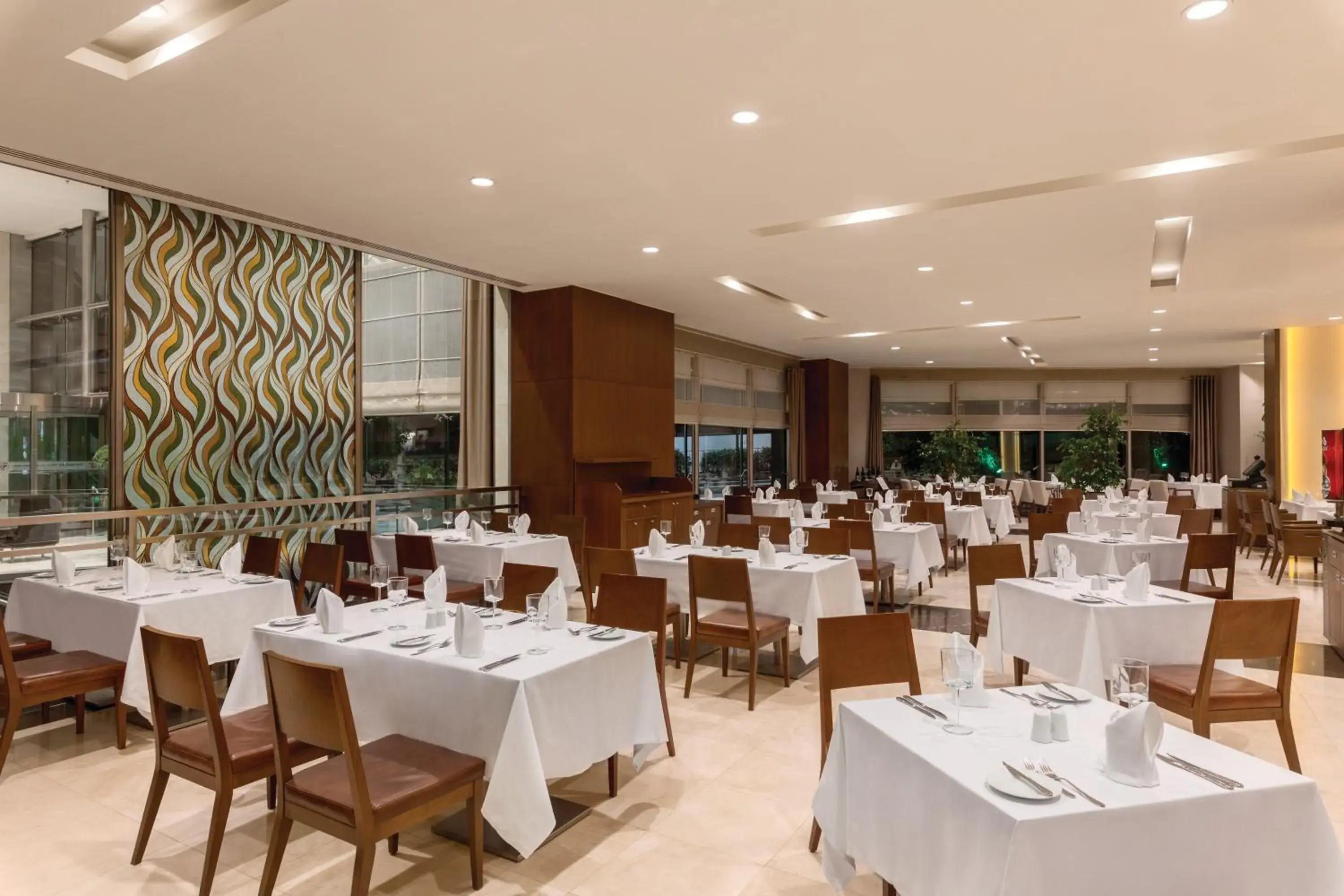 Restaurant/places to eat in Ramada Plaza By Wyndham Istanbul Tekstilkent Restaurant/places to eat in Ramada Plaza By Wyndham Istanbul Tekstilkent