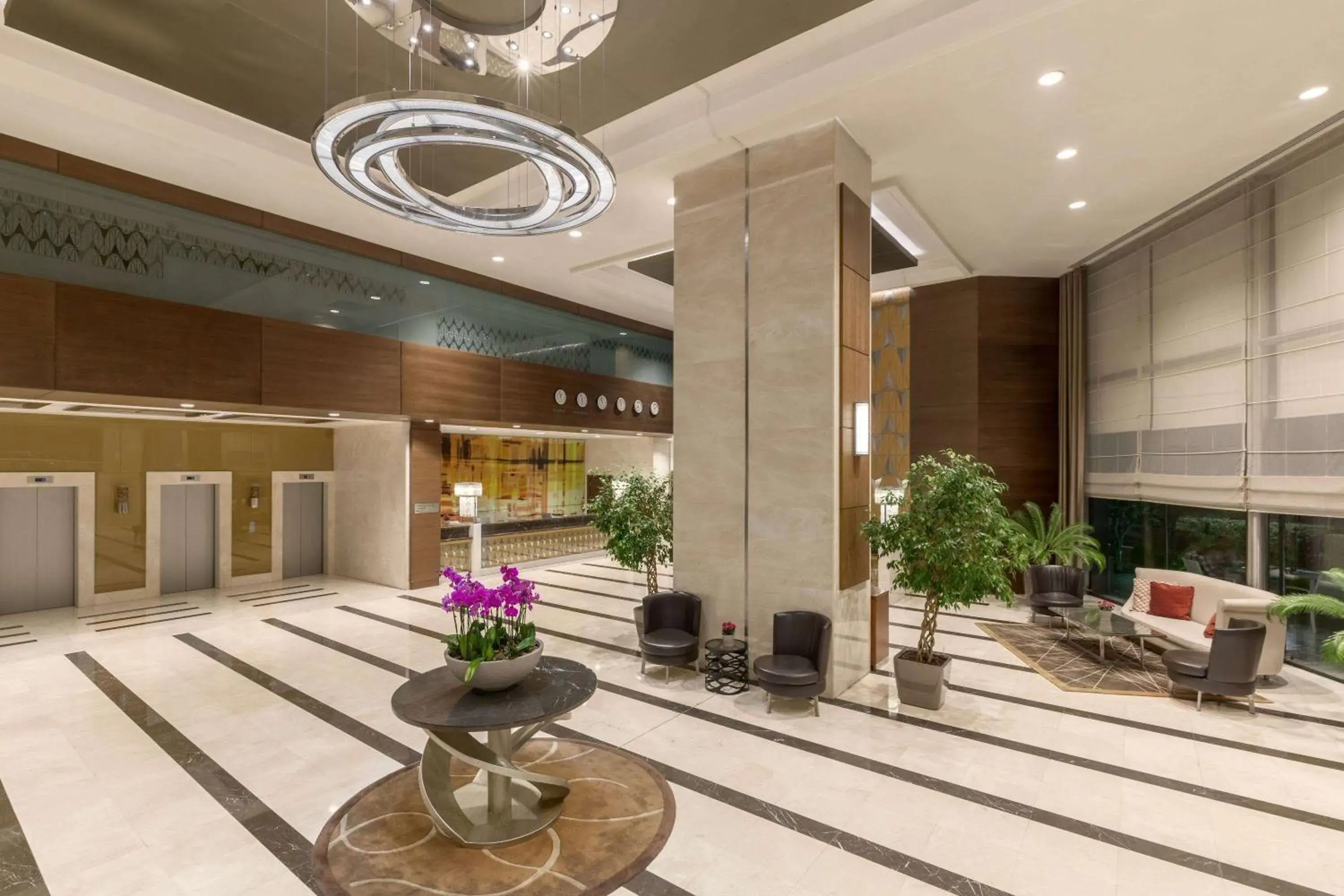 Lobby or reception in Ramada Plaza By Wyndham Istanbul Tekstilkent Lobby or reception in Ramada Plaza By Wyndham Istanbul Tekstilkent