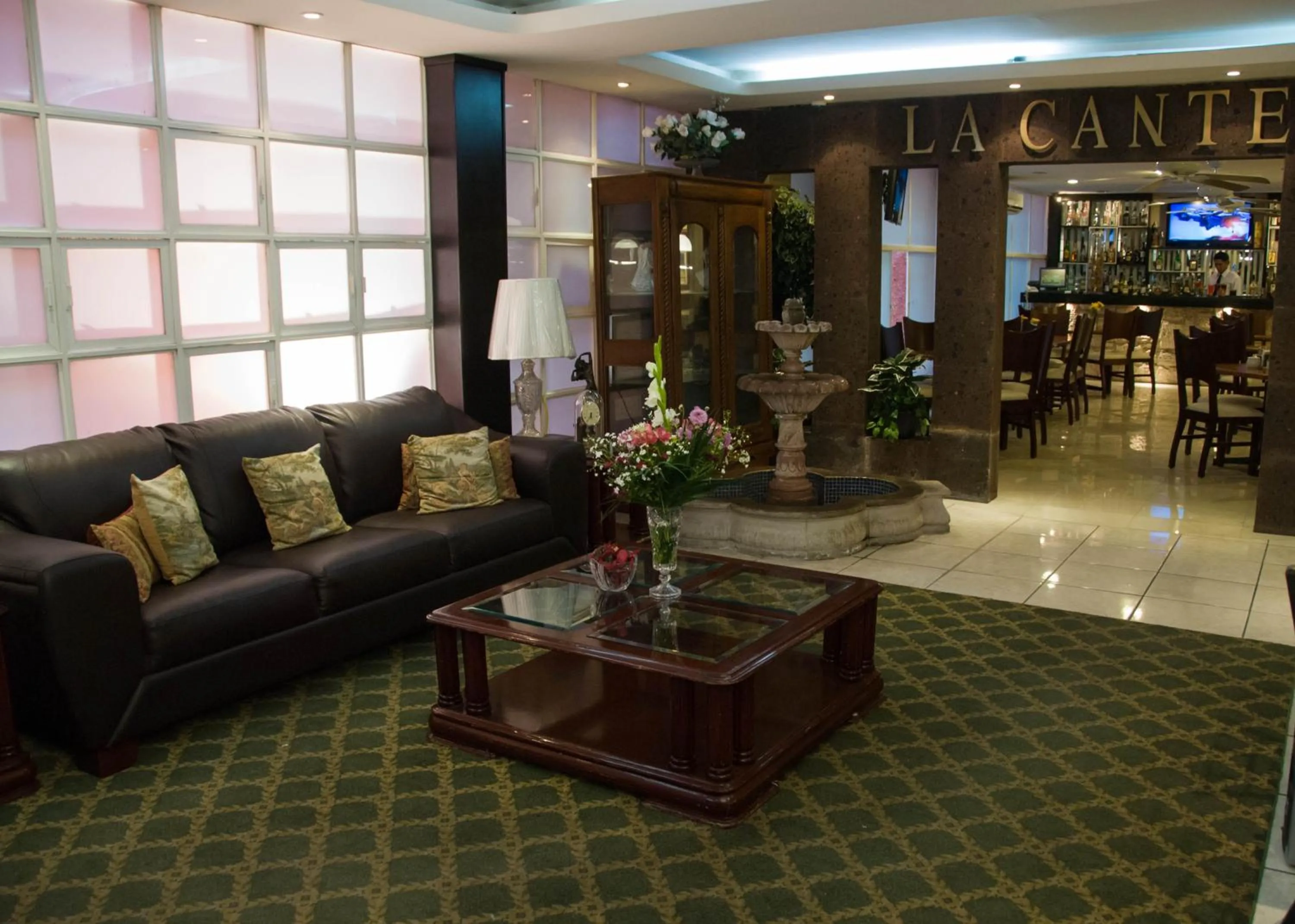 Lobby or reception in Hotel Rincon Real Suites