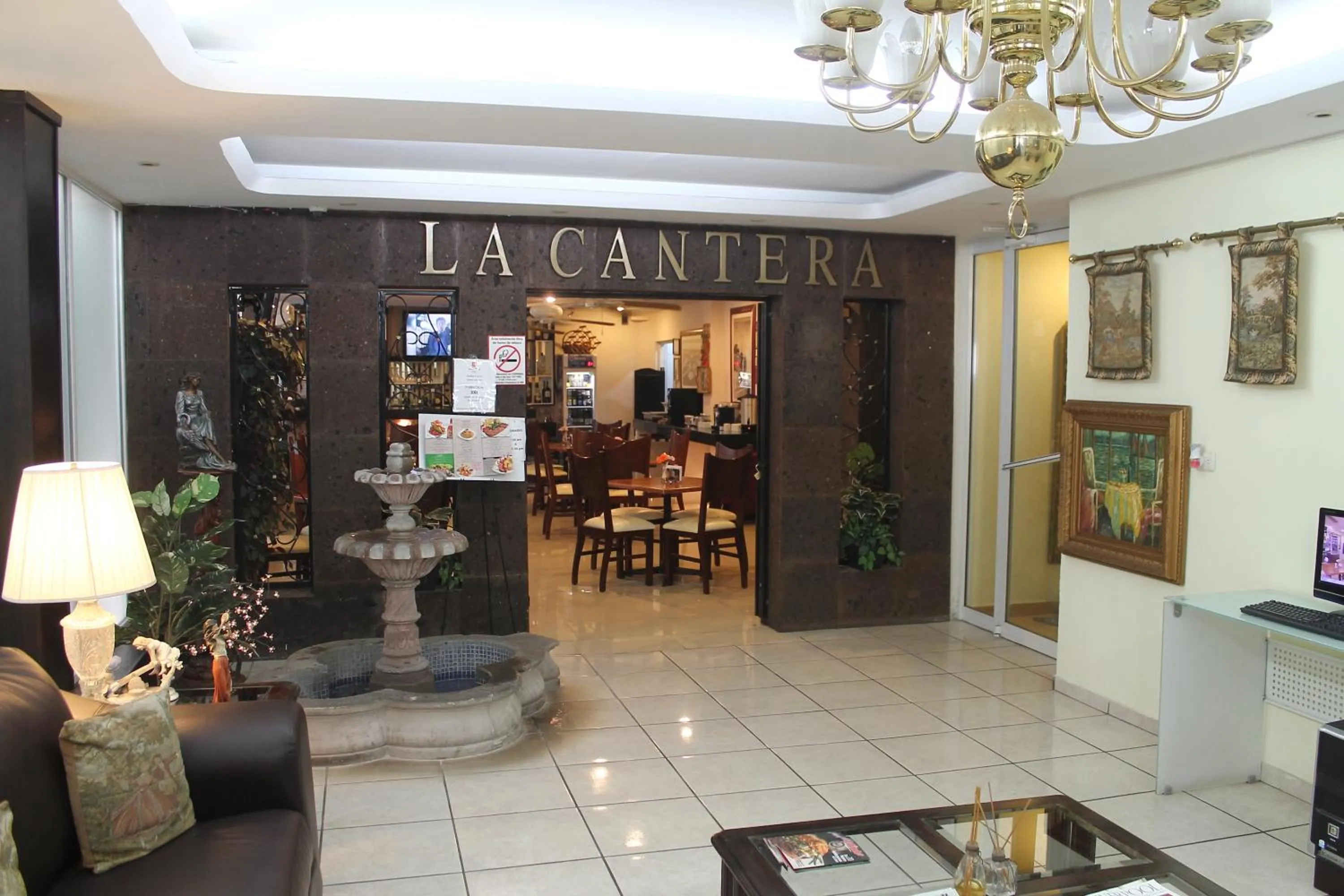 Hotel Rincon Real Suites