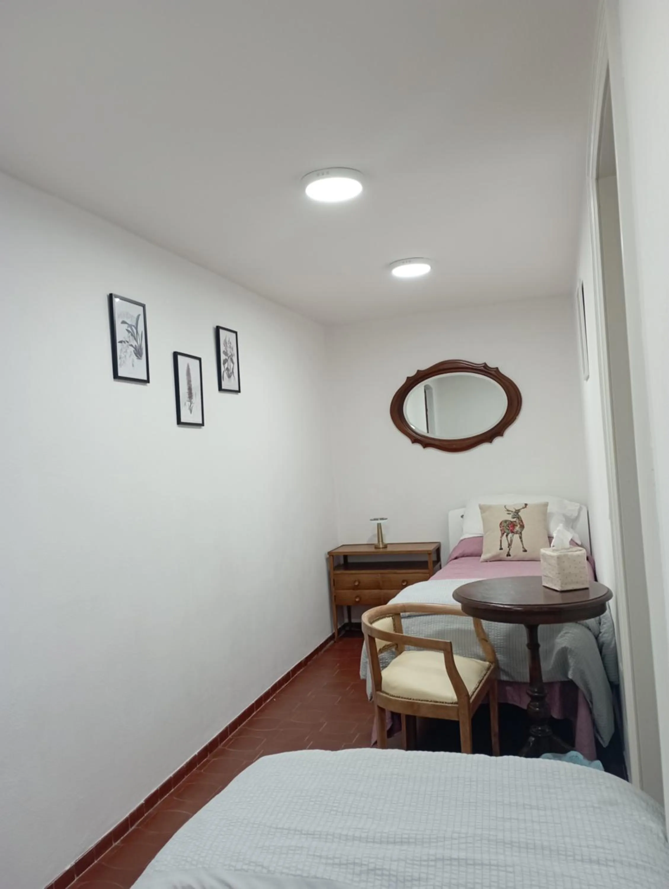 Bedroom, Bed in campagnoli