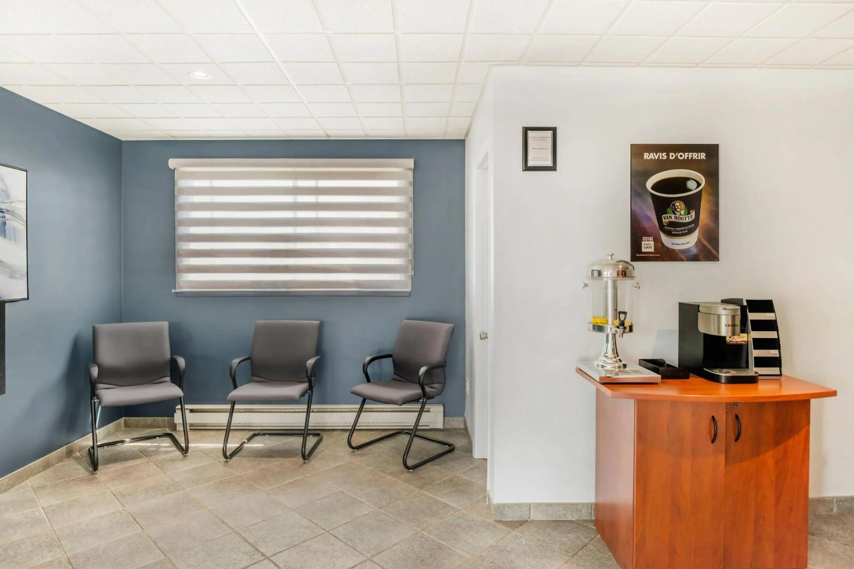 Lobby or reception in Rodeway Inn