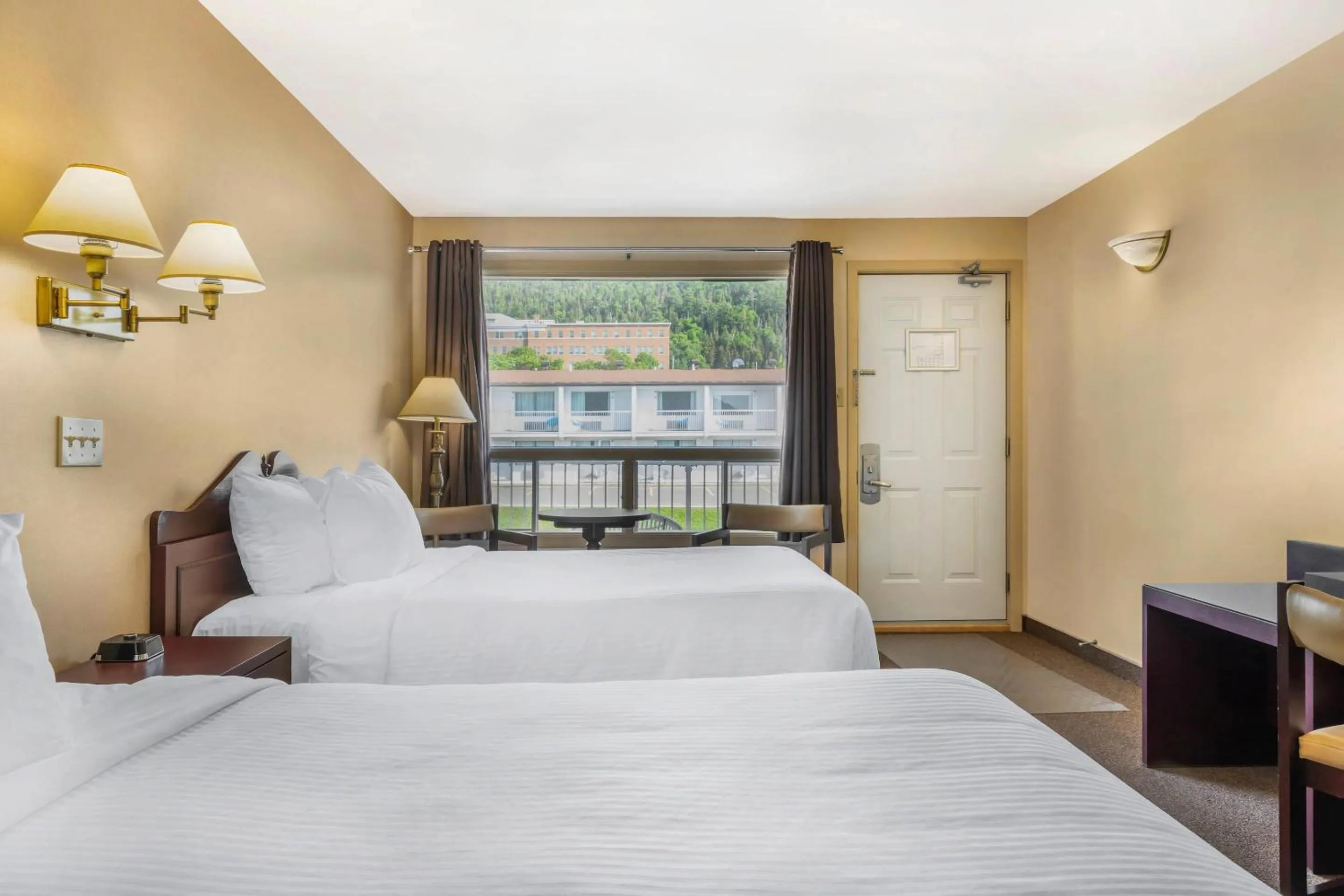 Bedroom, Bed in Rodeway Inn