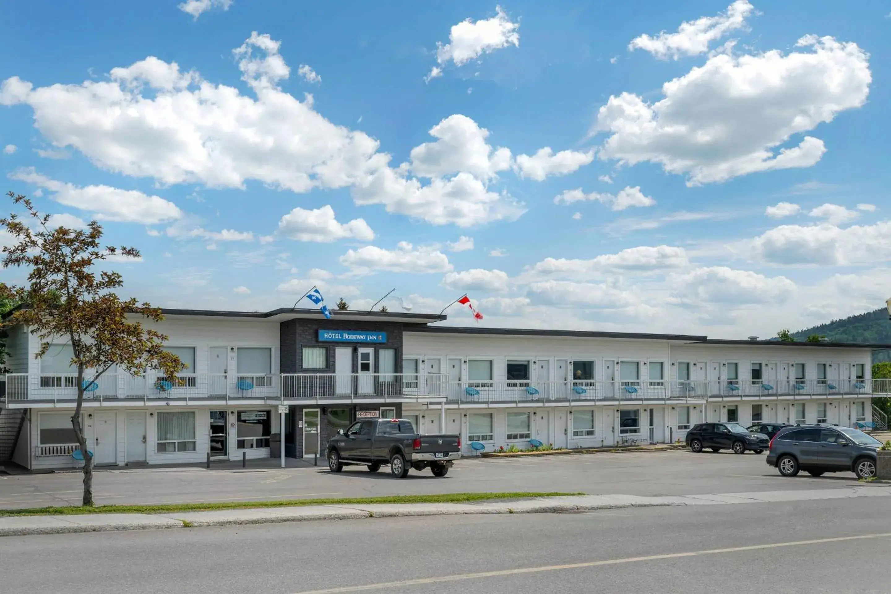 Property building in Rodeway Inn Property building in Rodeway Inn