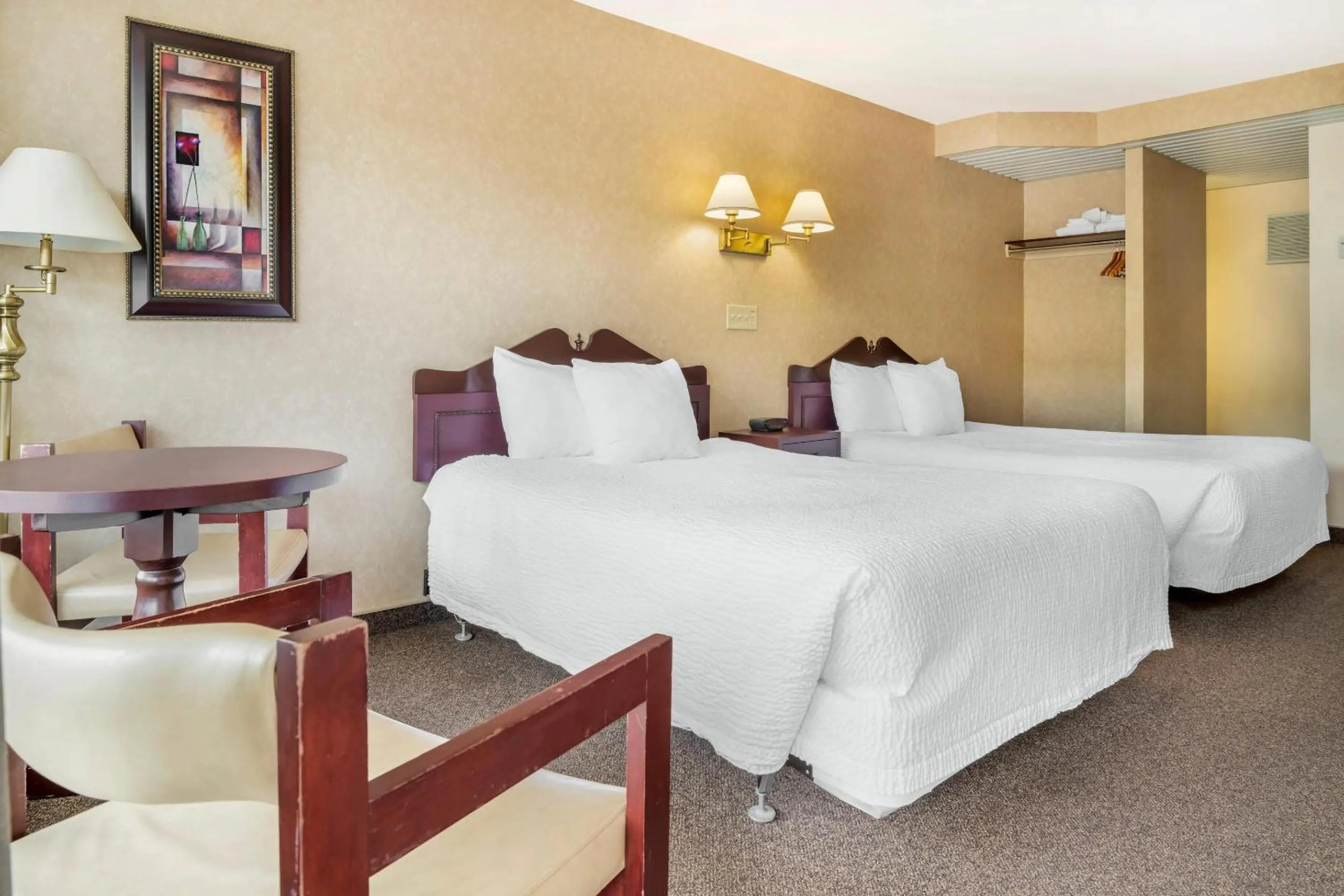 Bedroom, Bed in Rodeway Inn