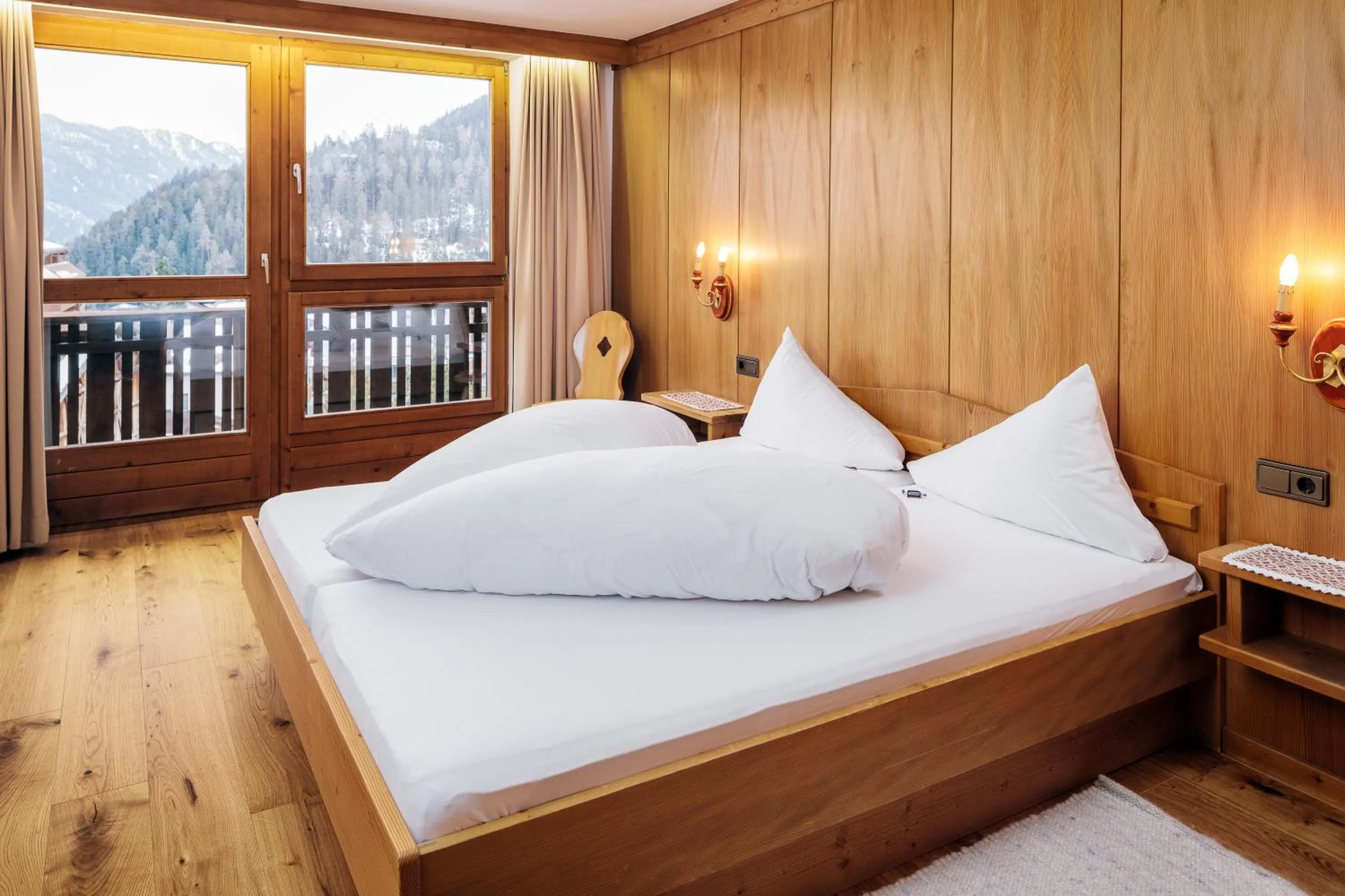 Bedroom, Bed in Hotel Komperdell