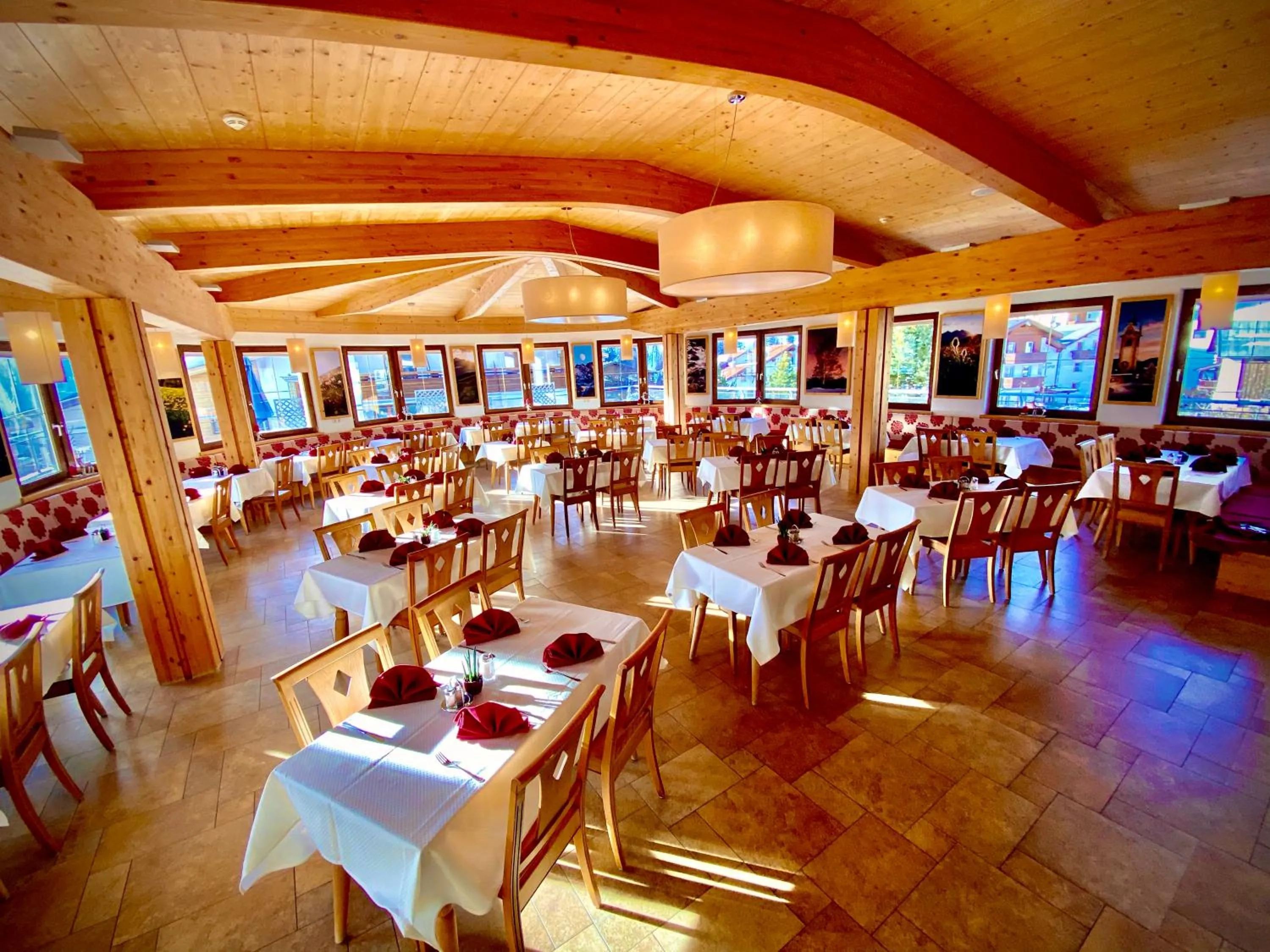 Restaurant/places to eat in Hotel Komperdell