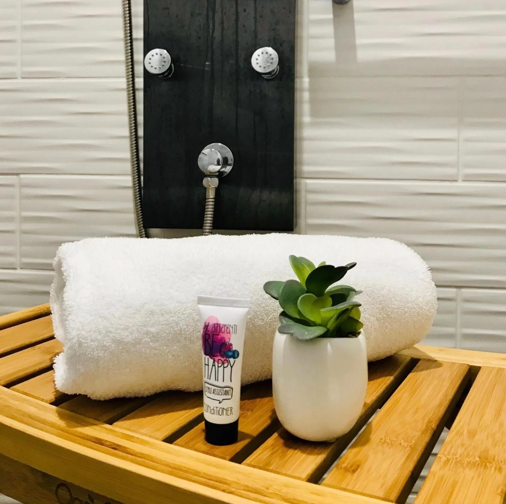 EO Bungalows, Black Hills