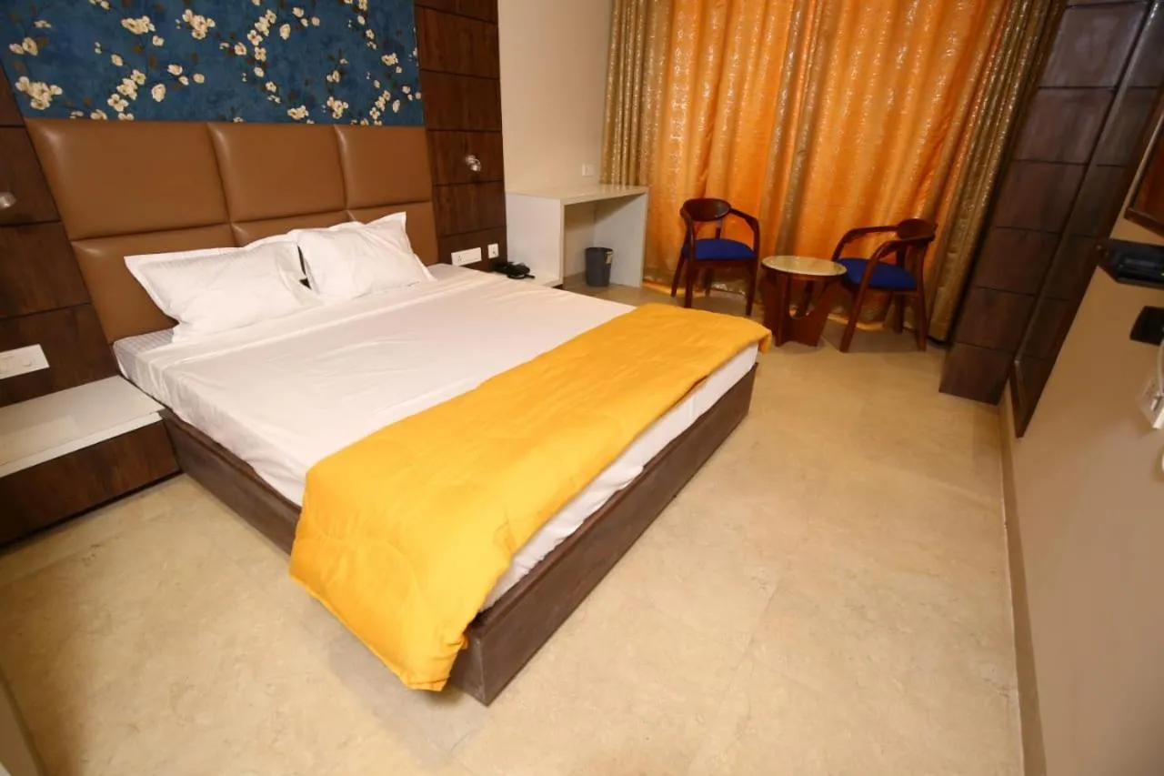 Bed in Hotel Manbhavan
