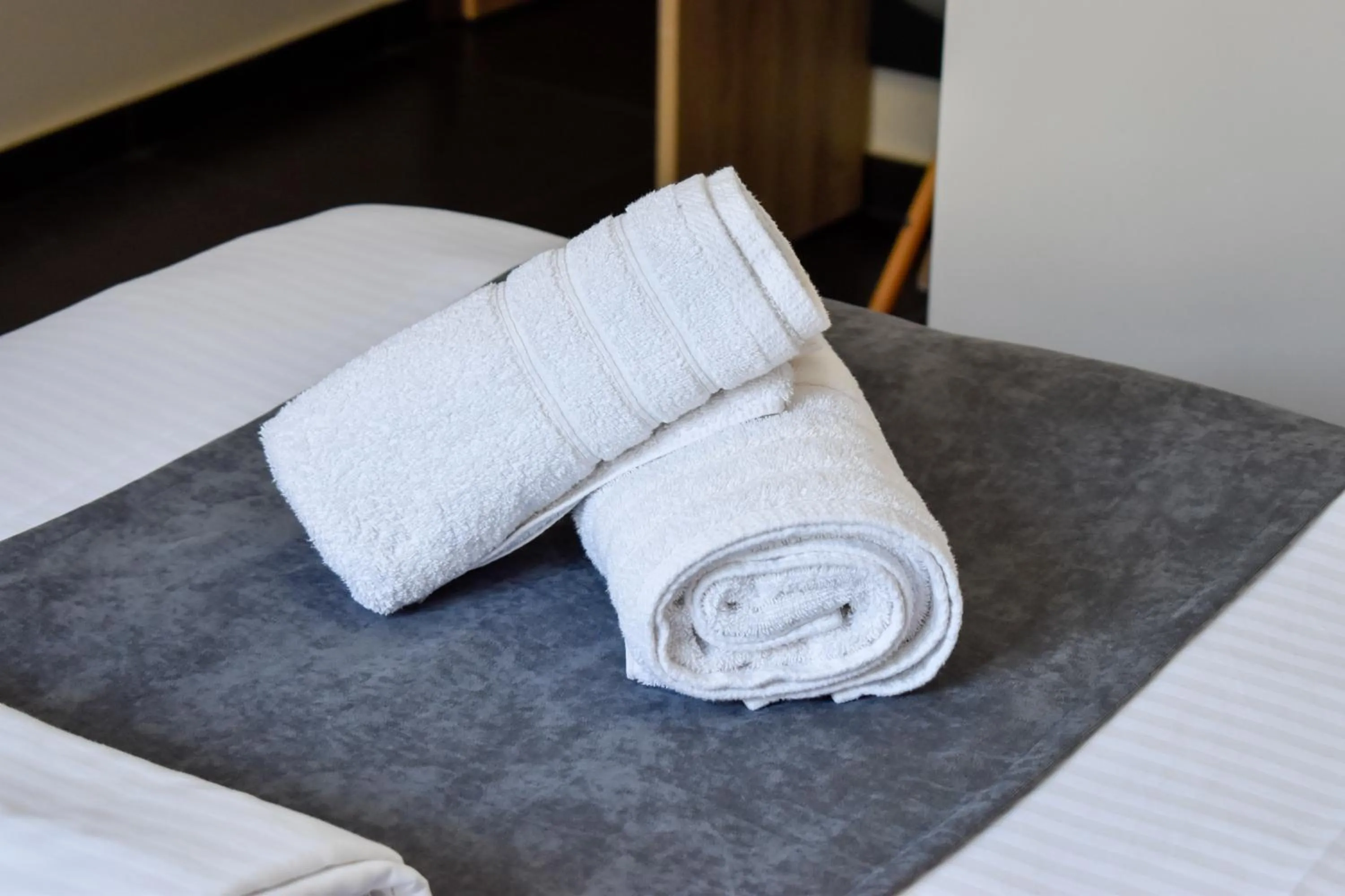 towels, Bed in Entelia