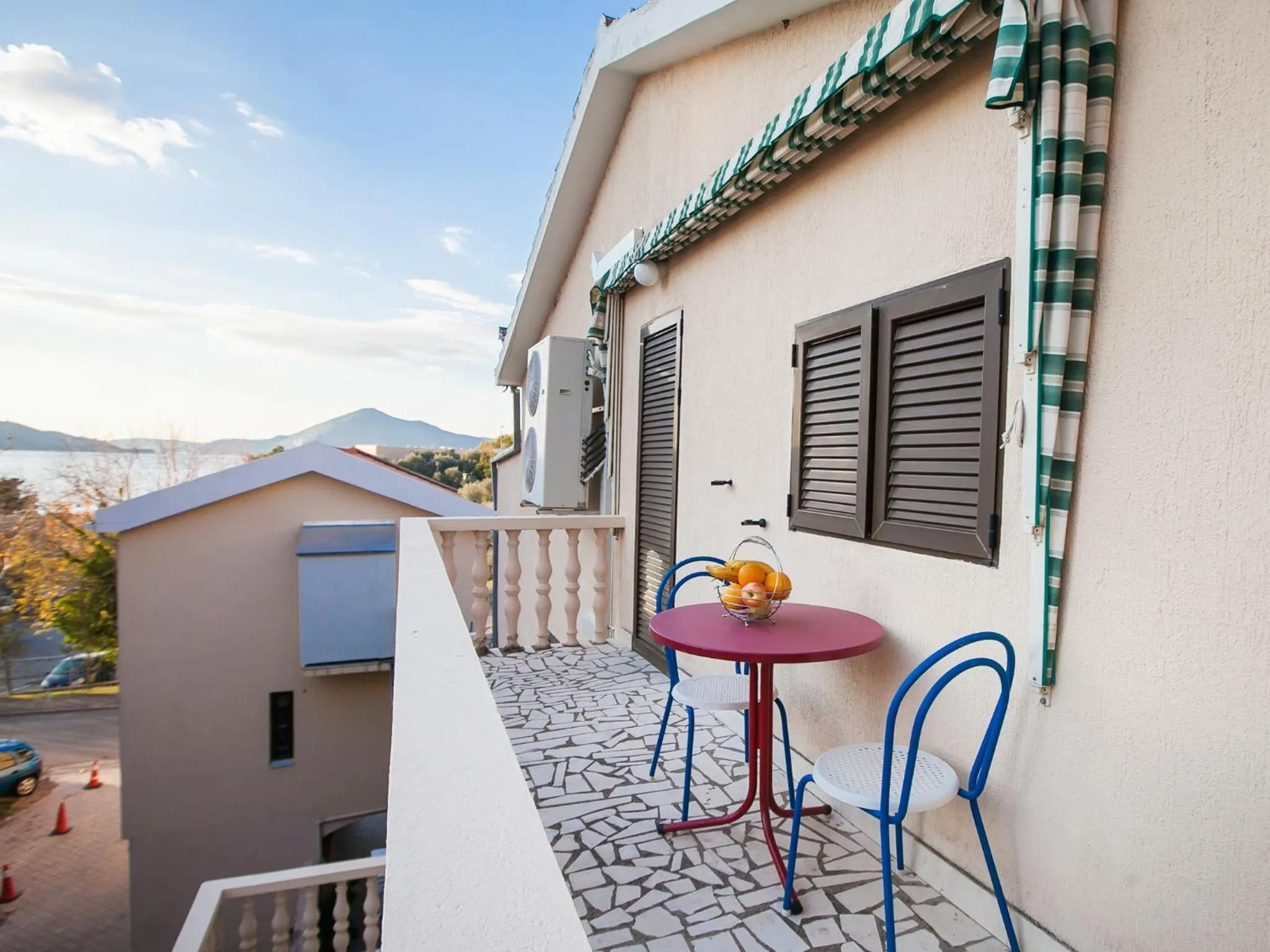 Family Room with Balcony in Mali Miločer Bay Accommodation