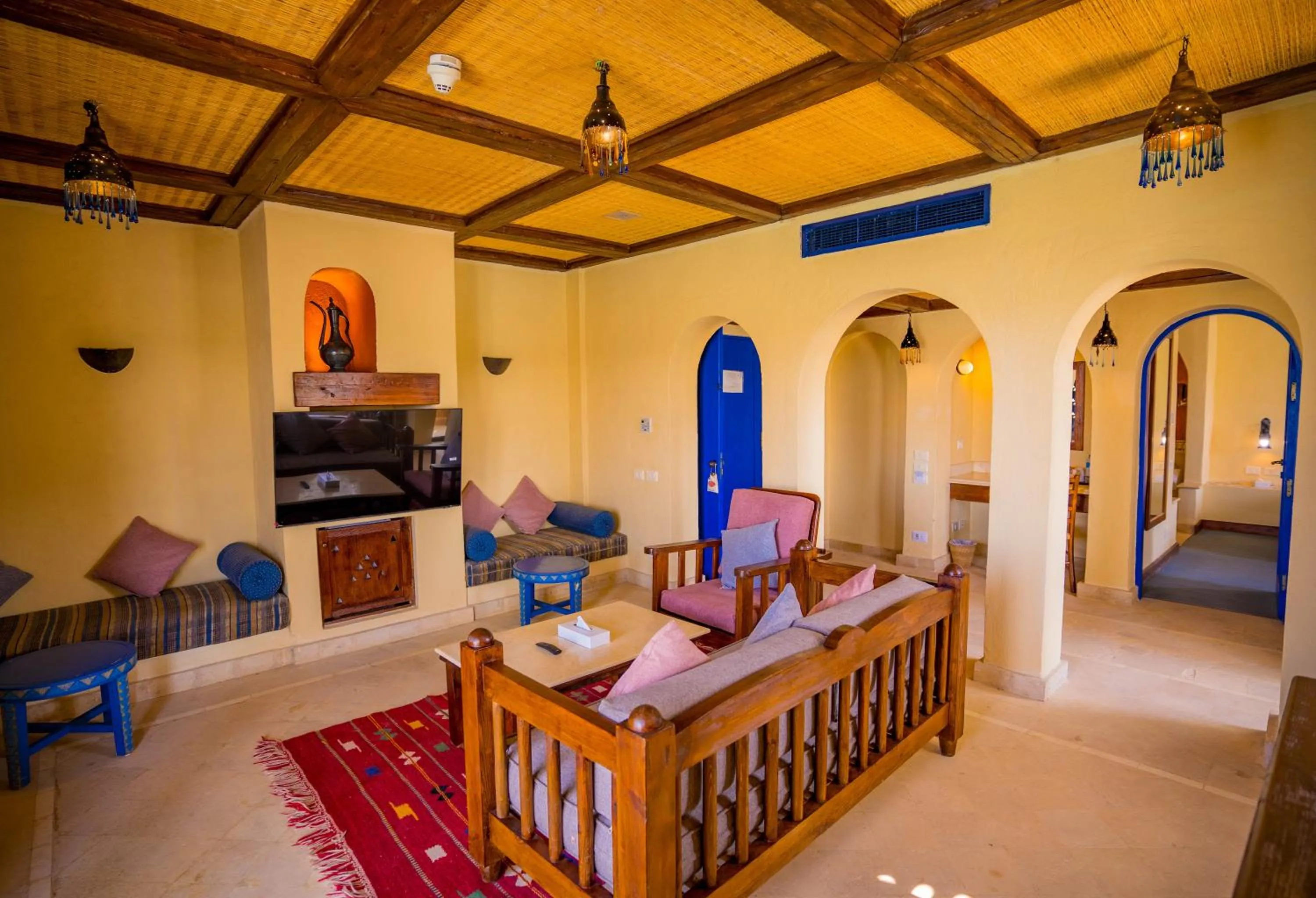 Living room, Bed in Marina Lodge at Port Ghalib