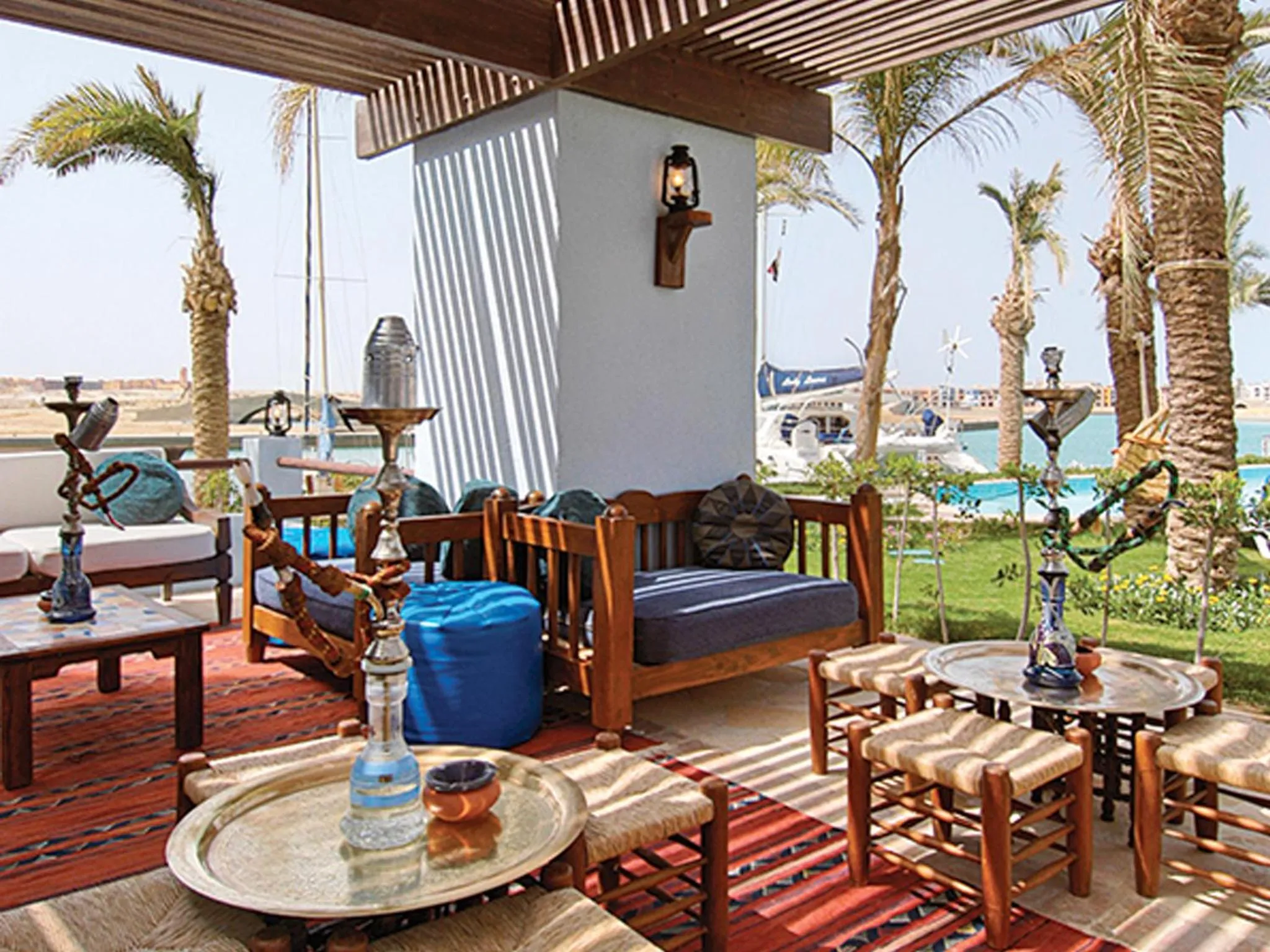 Lounge or bar in Marina Lodge at Port Ghalib