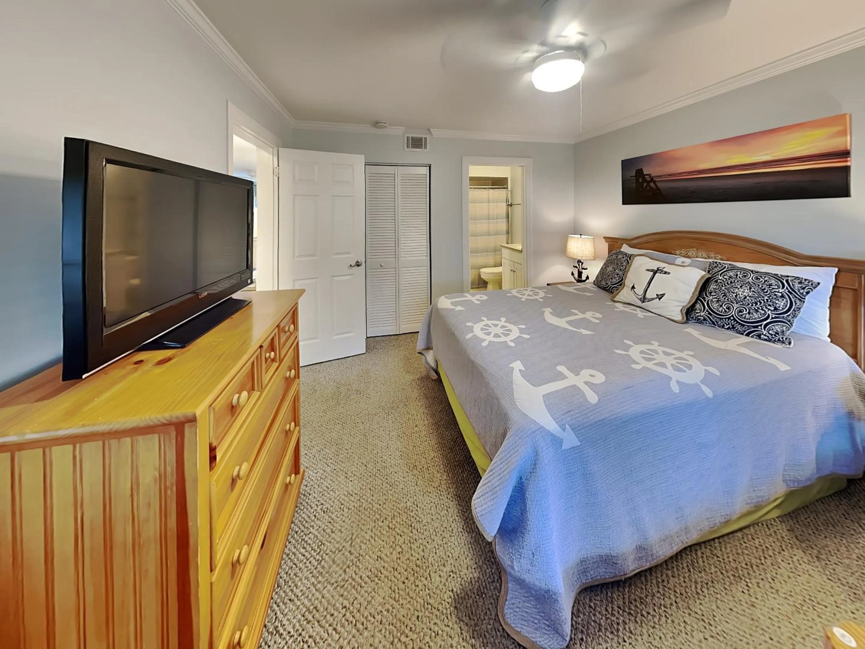 Bed in Hibiscus 201 D