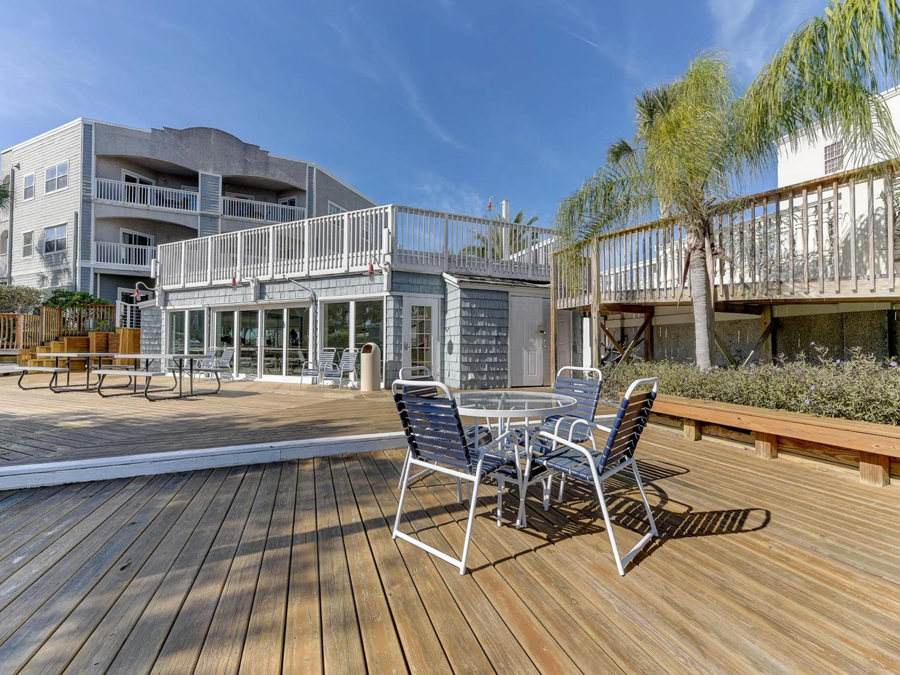 Property building in Hibiscus 201 D