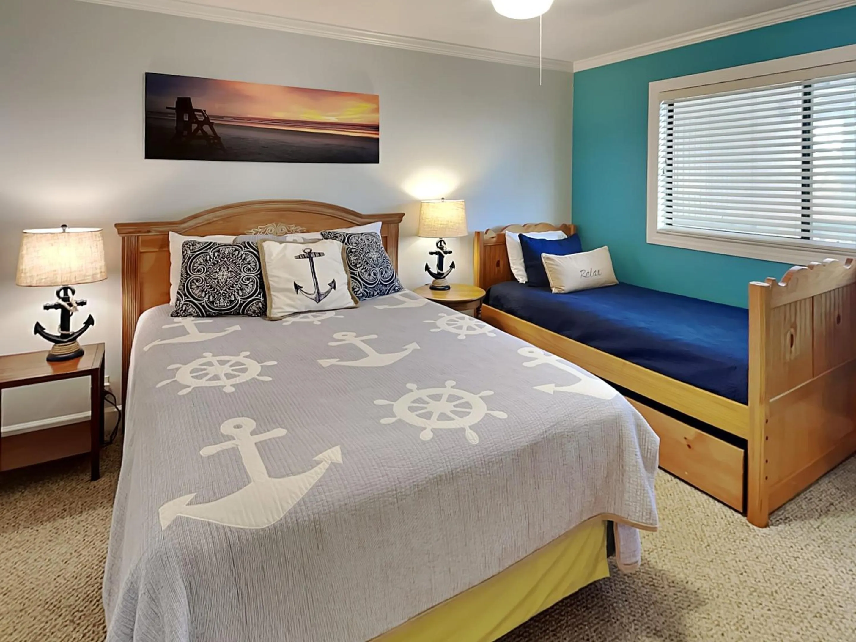 Bed in Hibiscus 201 D