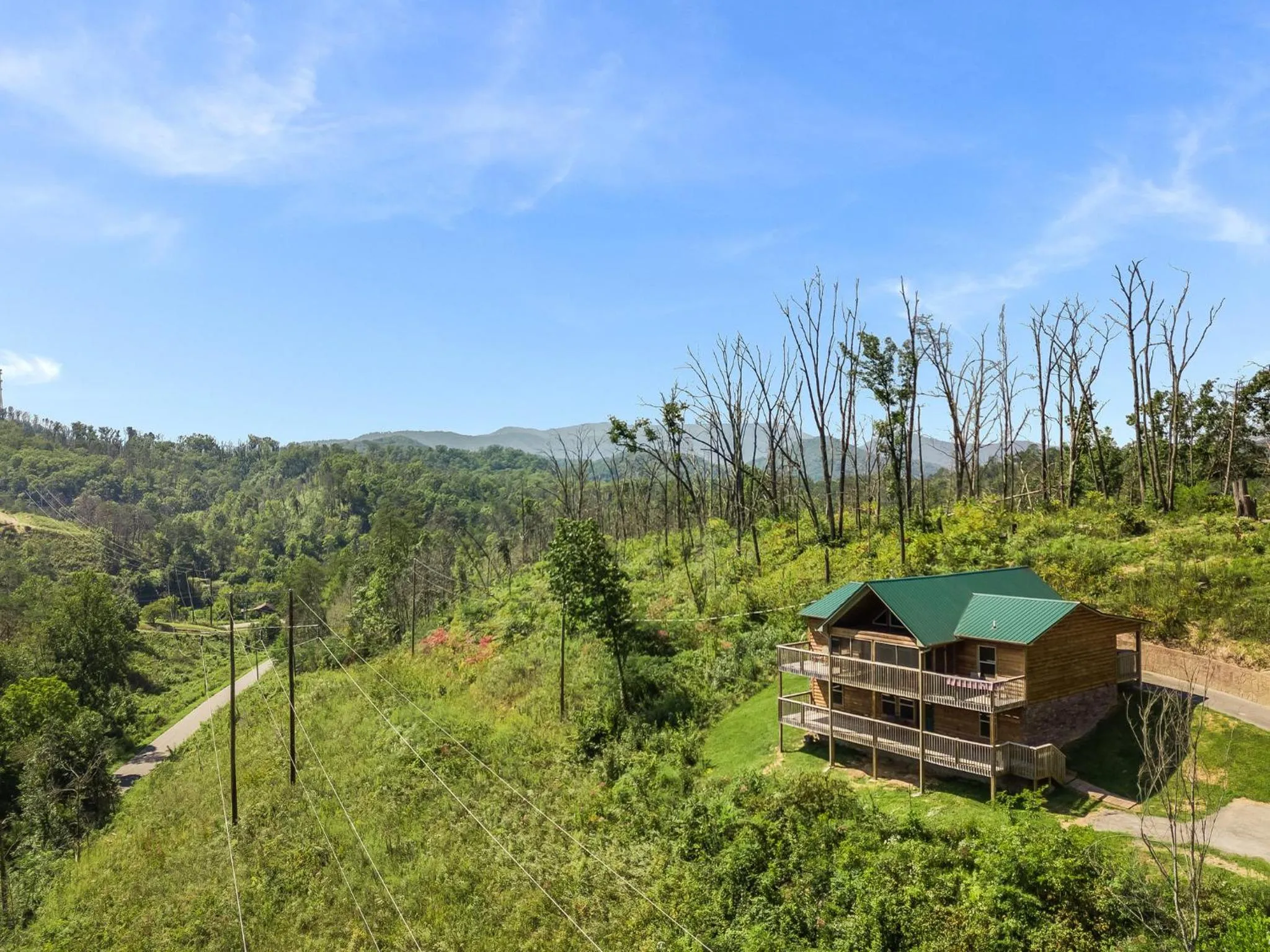 Property building in Emilys Hideaway